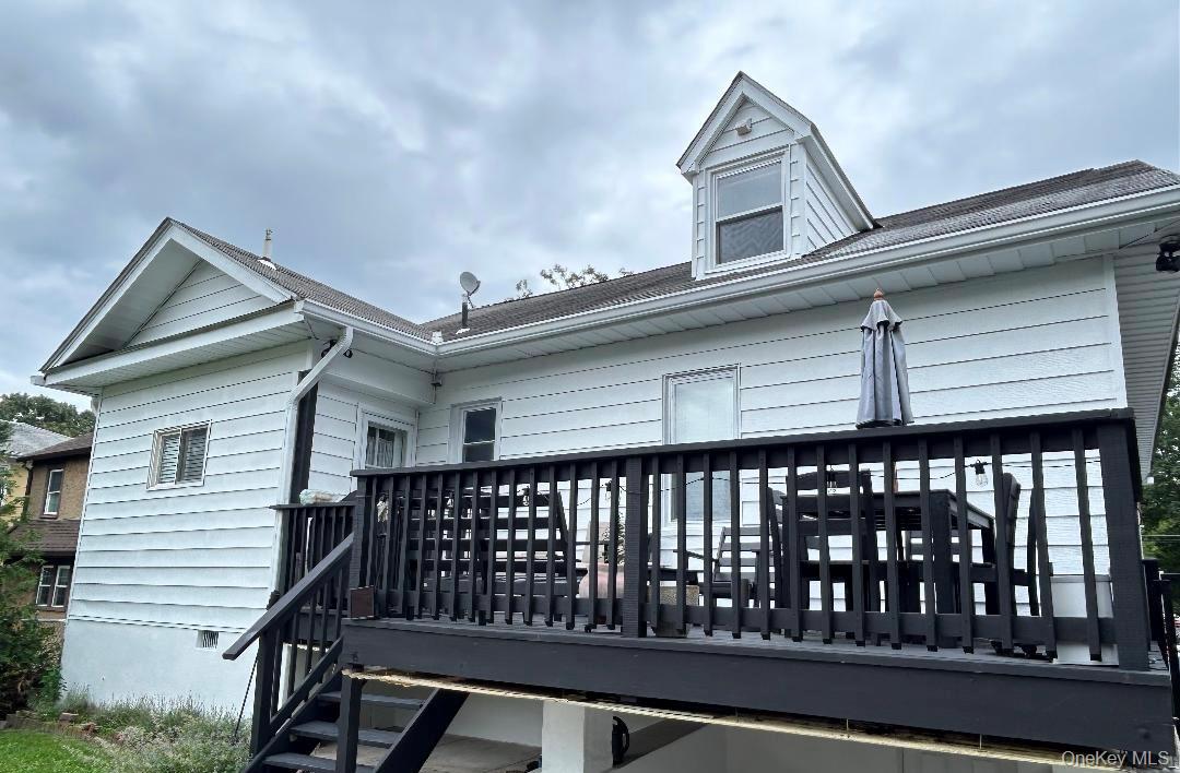 3rd image of 324 Hayward Ave, Mount Vernon, NY 10552 | MLS# 999950