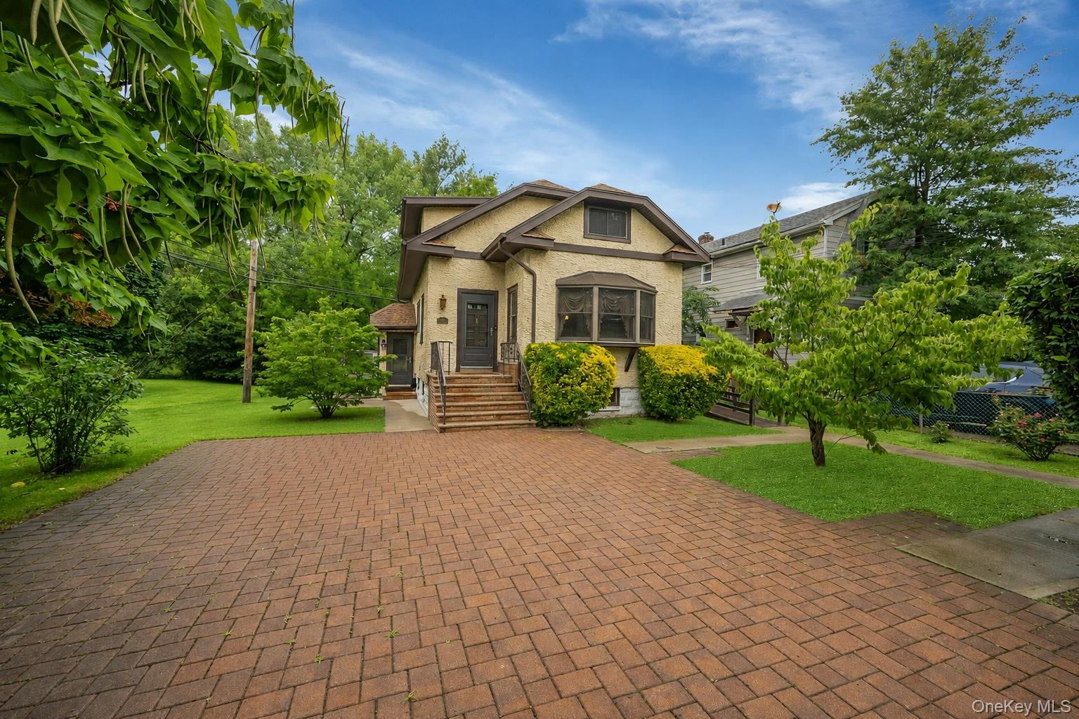 1st image of 189d Edgewater Park #D, New York, NY 10465 | MLS# 999953