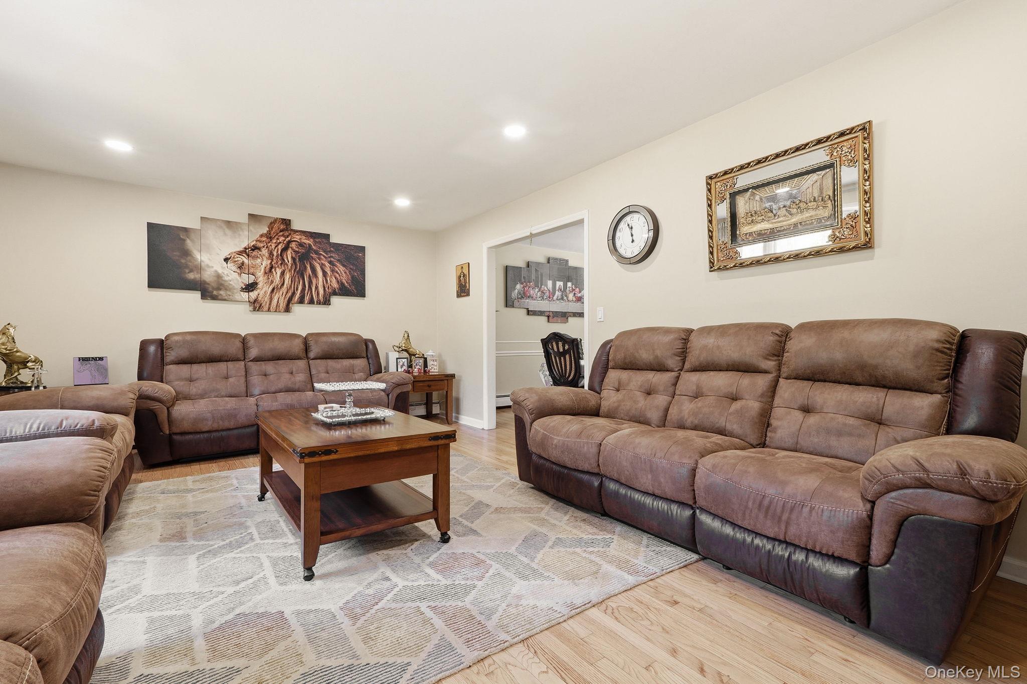 4th image of 29 Hillview Dr, La Grange, NY 12603 | MLS# 000018