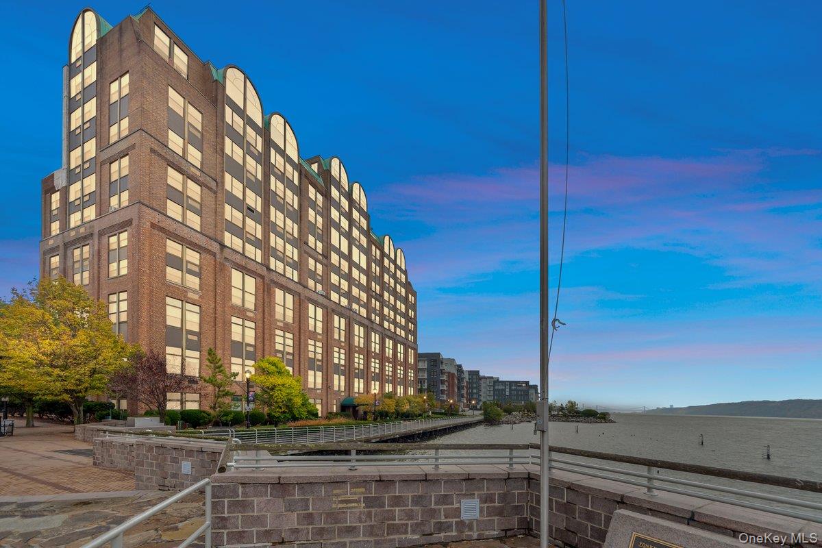 2nd image of 23 Water Grant St #2N, Yonkers, NY 10701 | MLS# 1000323
