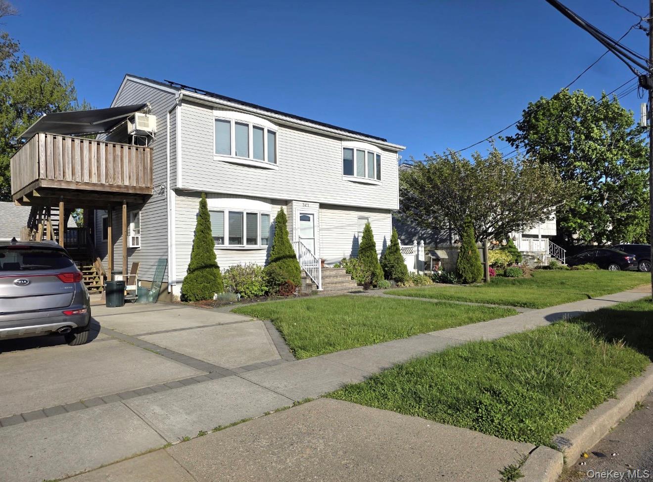 Homes for sale in Hempstead, NY | 2477 Margaret St, Hempstead, NY 11710 | MLS# 1000578