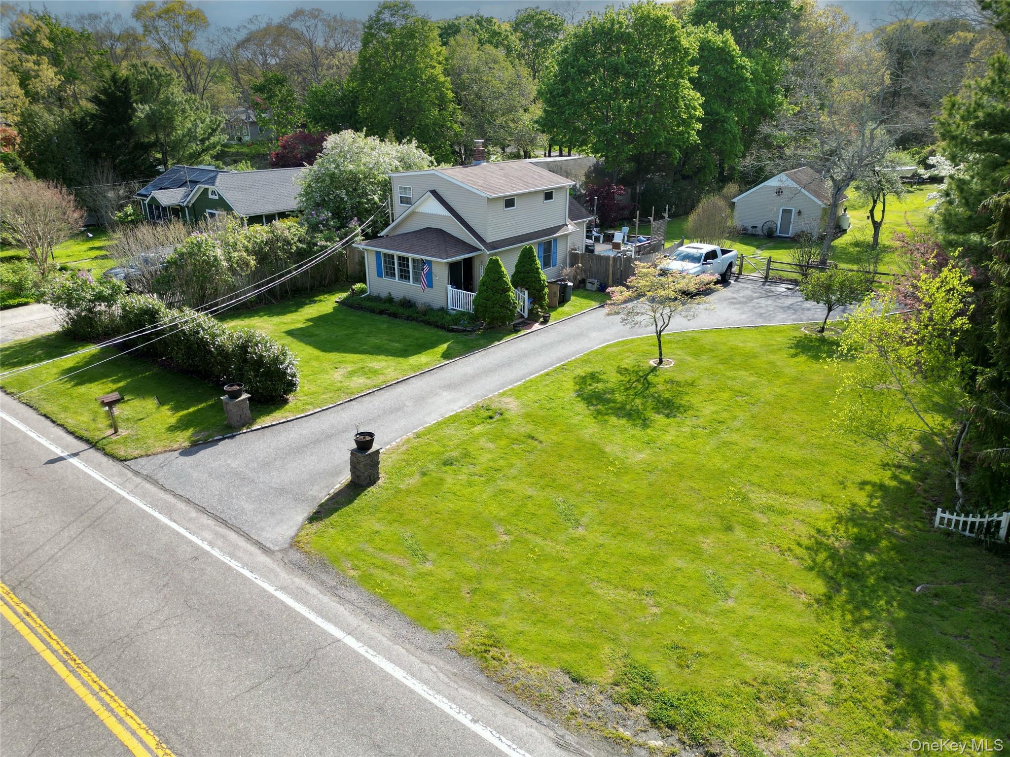 1st image of 41 Summit Blvd, Southampton, NY 11977 | MLS# 1000601