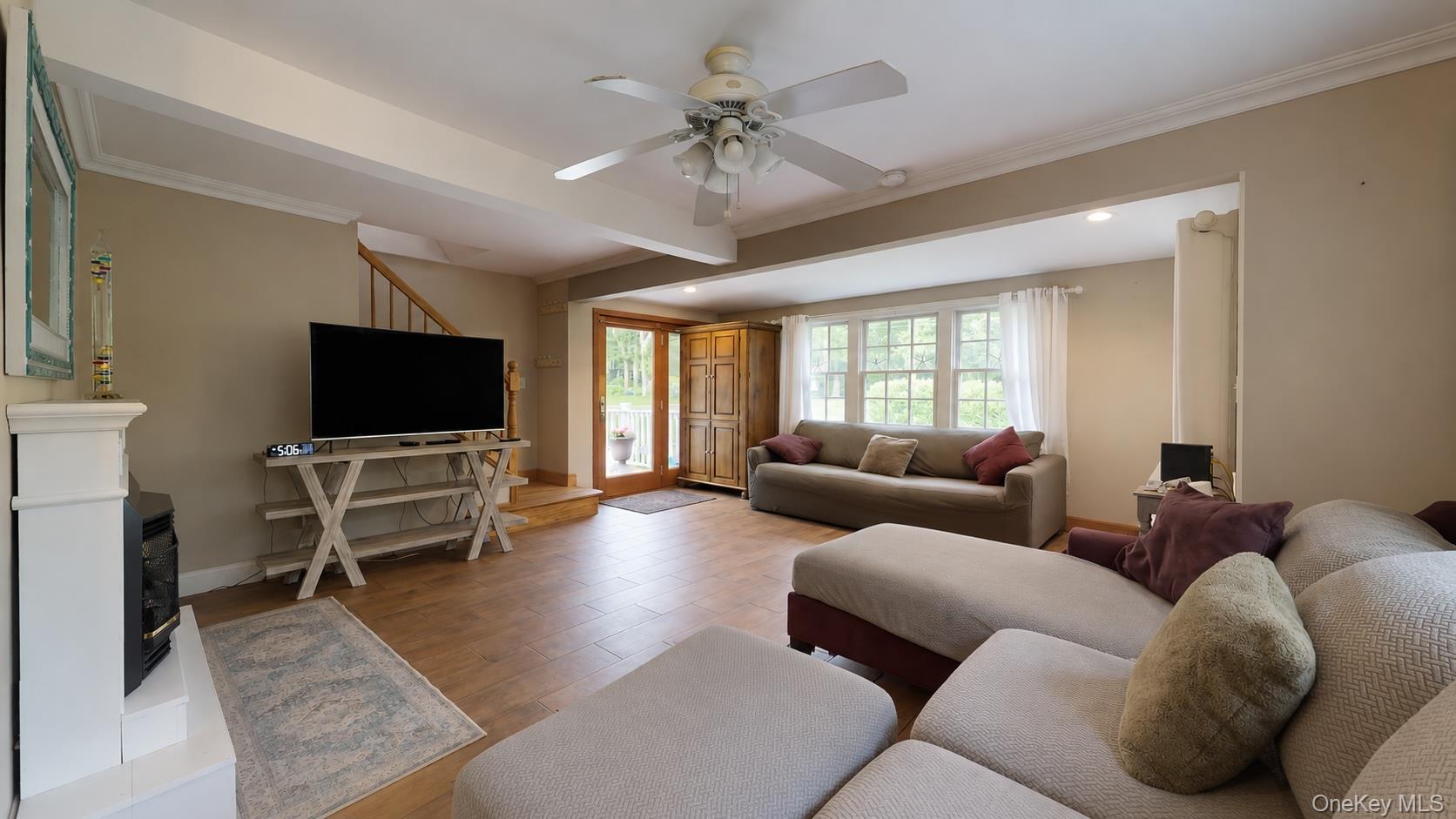 3rd image of 41 Summit Blvd, Southampton, NY 11977 | MLS# 1000601