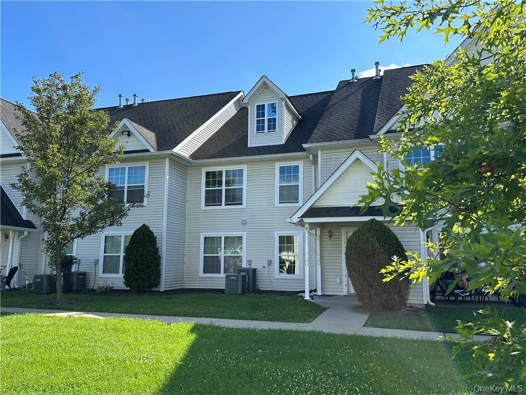 2nd image of 141 Ruth Ct, Middletown, NY 10940 | MLS# 1000877