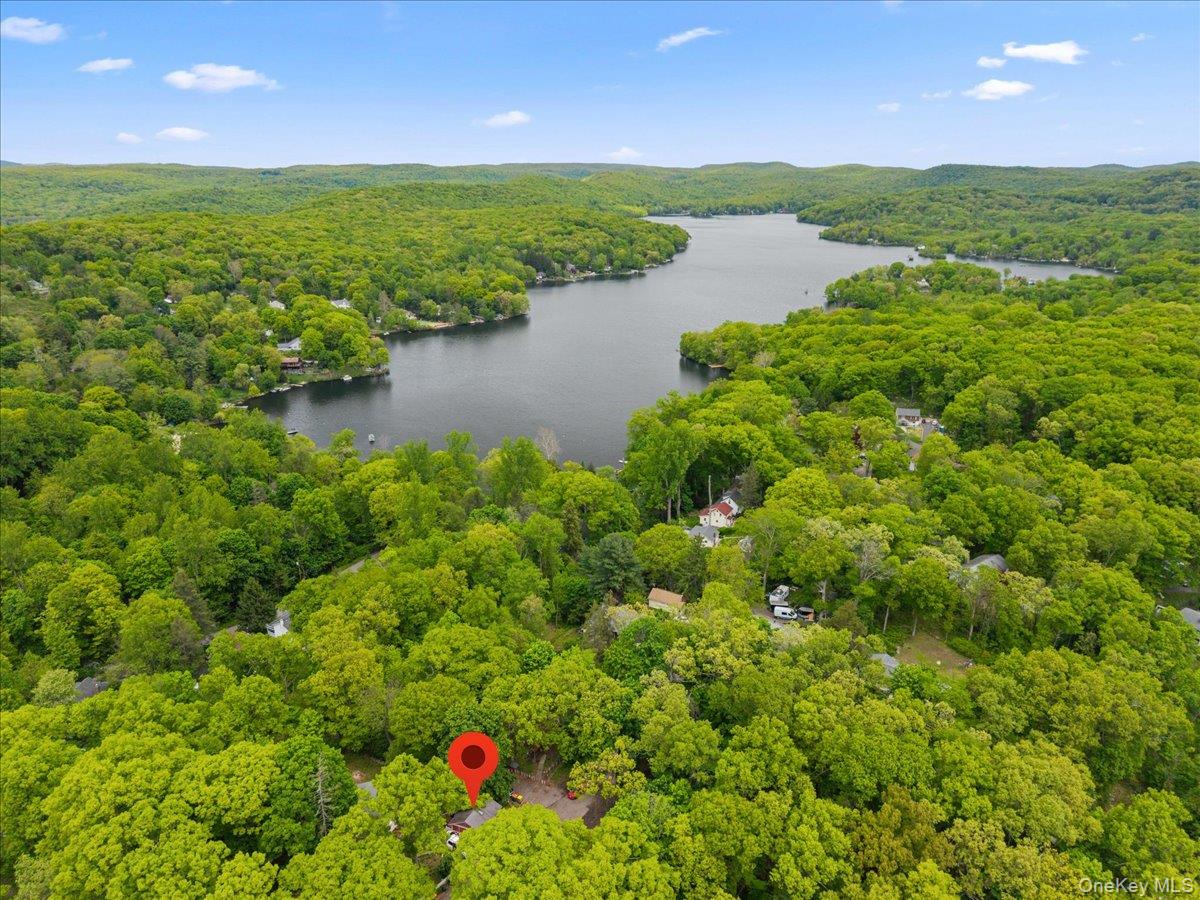 Homes for sale in Putnam Valley, NY | 29 Cedar Ledges, Putnam Valley, NY 10579 | MLS# 1001025