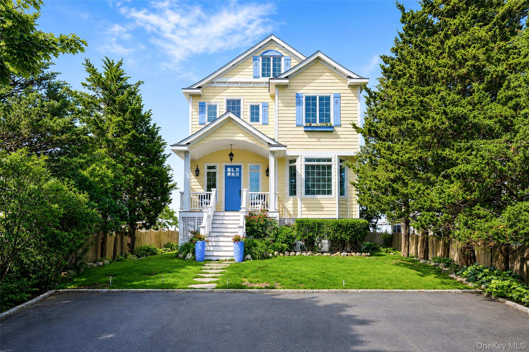 2nd image of 136 Asharoken Ave, Huntington, NY 11768 | MLS# 1001132