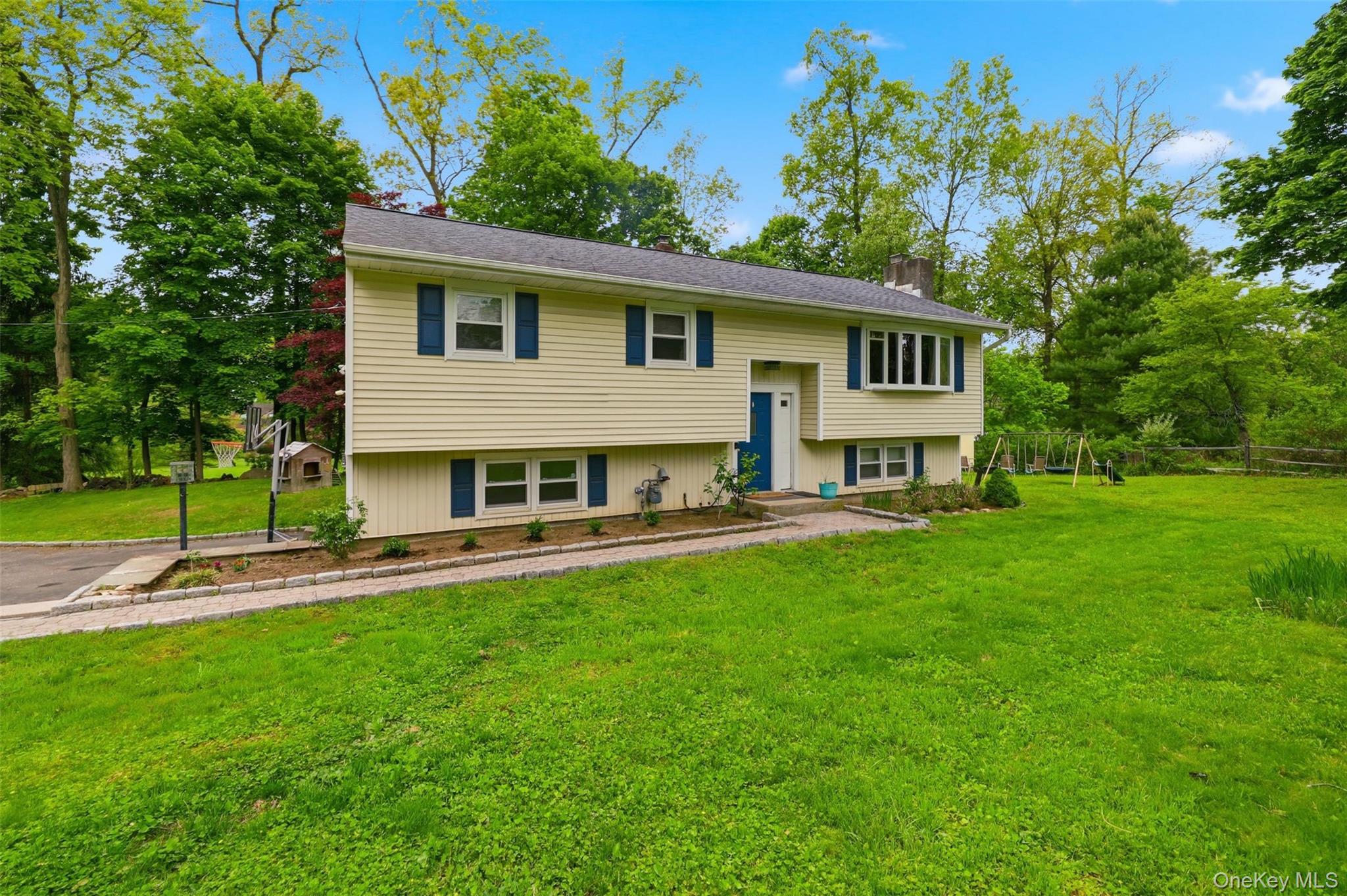Homes for sale in Southeast, NY | 30 Ridgeview Rd, Southeast, NY 10509 | MLS# 1001610