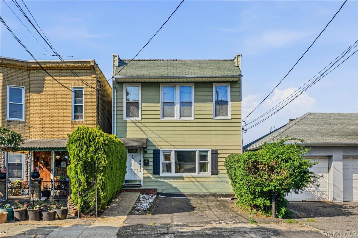 Homes for sale in Yonkers, NY | 47 Villa Ave, Yonkers, NY 10704 | MLS# 1001643
