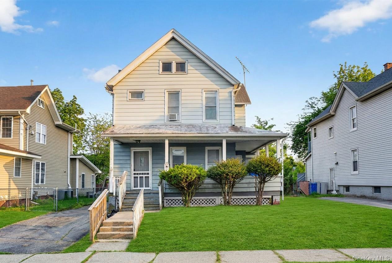Homes for sale in Middletown, NY | 24 Crescent Pl, Middletown, NY 10940 | MLS# 1001761