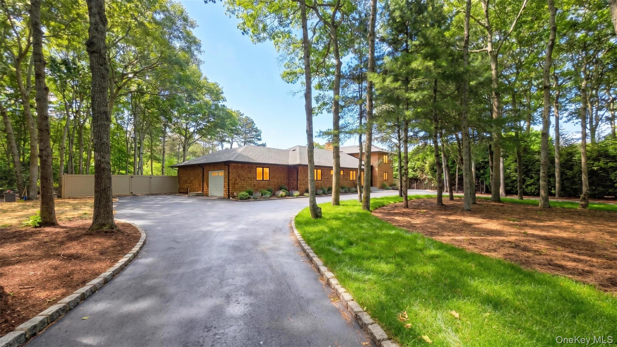 4th image of 10 Jeffrey Ln, East Quogue, NY 11942 | MLS# 1001943
