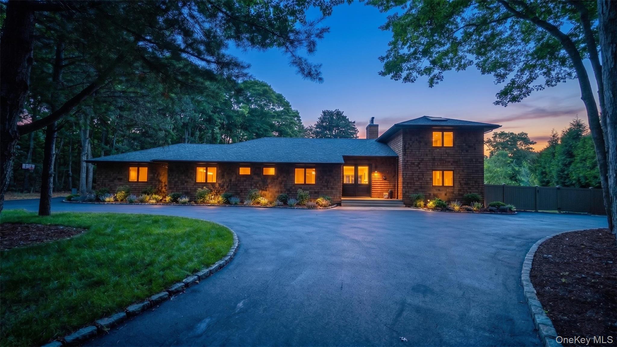 3rd image of 10 Jeffrey Ln, East Quogue, NY 11942 | MLS# 1001943