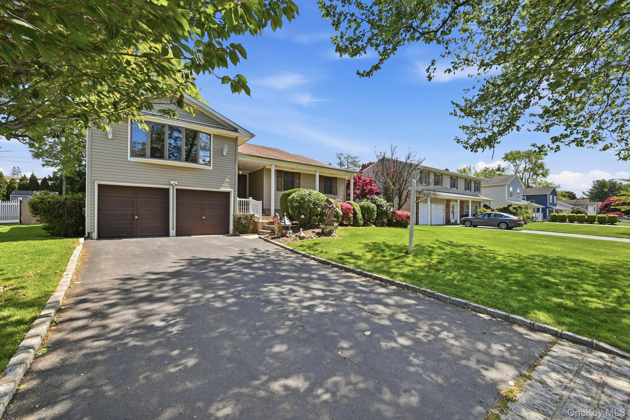 Homes for sale in Smithtown, NY | 30 Columbine Ln, Smithtown, NY 11754 | MLS# 1002073