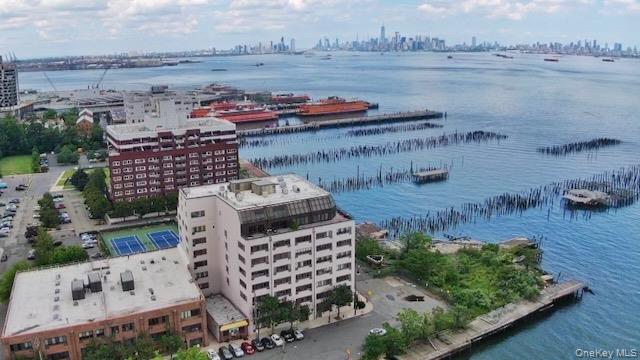 Homes for sale in New York, NY | 90 Bay Street Landing #2G, New York, NY 10301 | MLS# 1002126