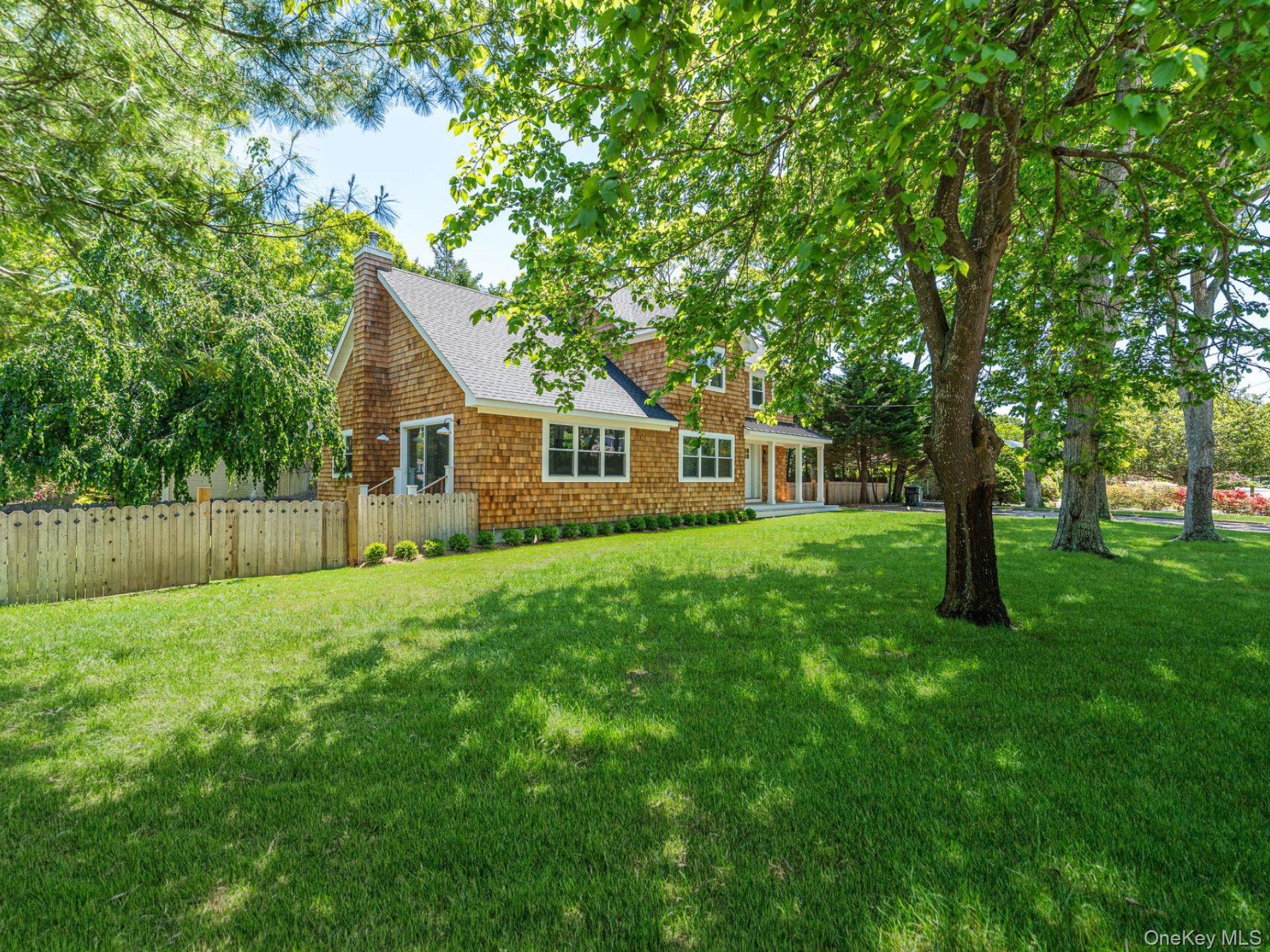 3rd image of 2 Heather Dr, Southampton, NY 11960 | MLS# 1002302