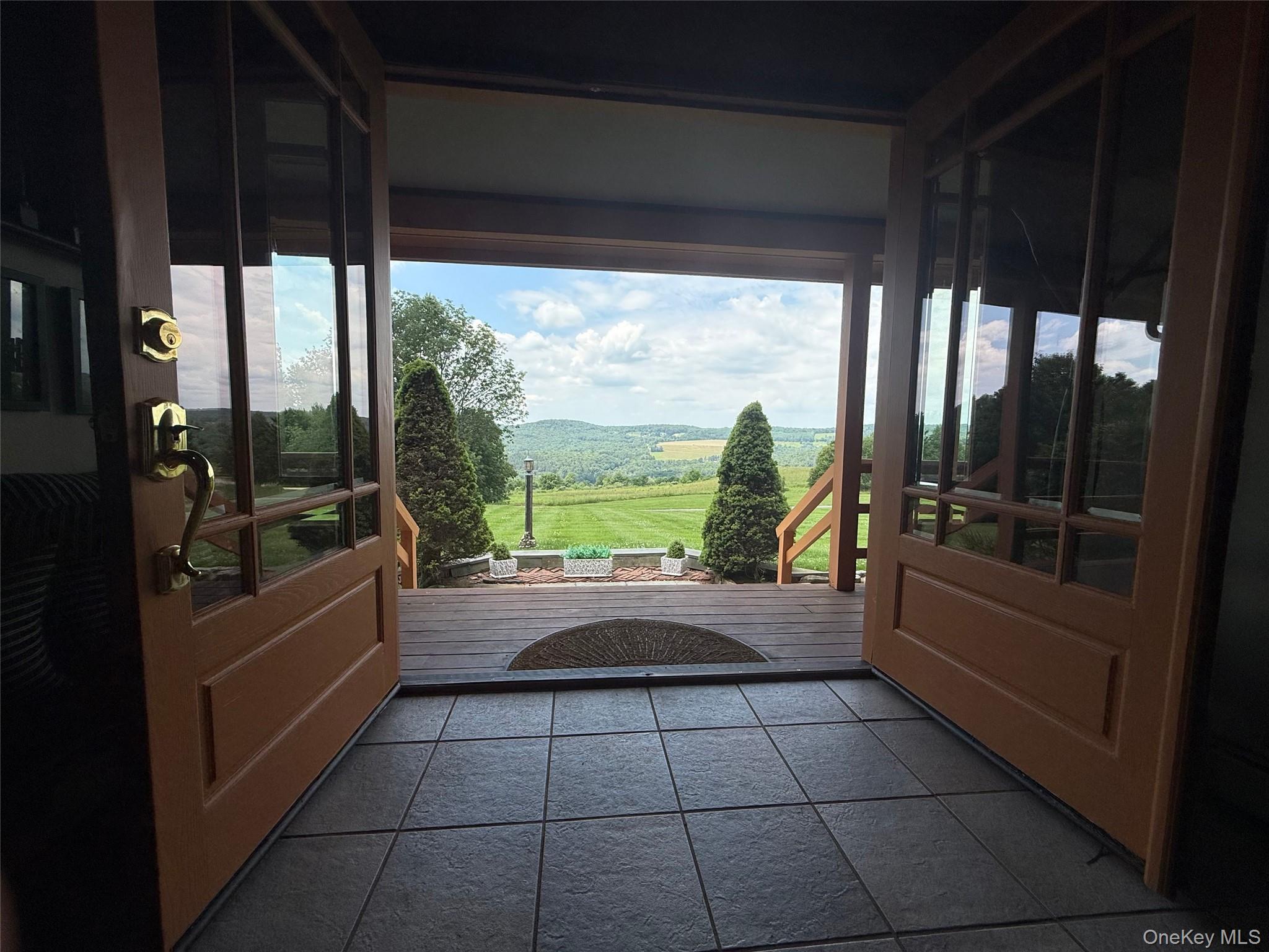 Homes for sale in Callicoon, NY | 99 Dietz Rd, Callicoon, NY 12748 | MLS# 1002993