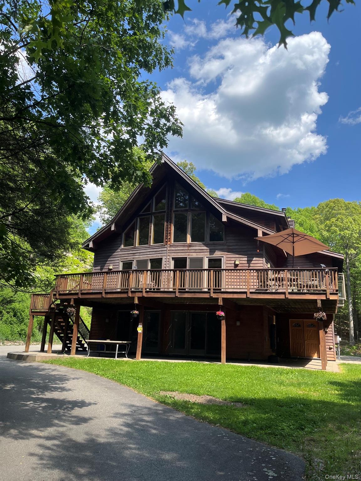 Homes for sale in Putnam Valley, NY | 82 Indian Lake Rd, Putnam Valley, NY 10579 | MLS# 1003201