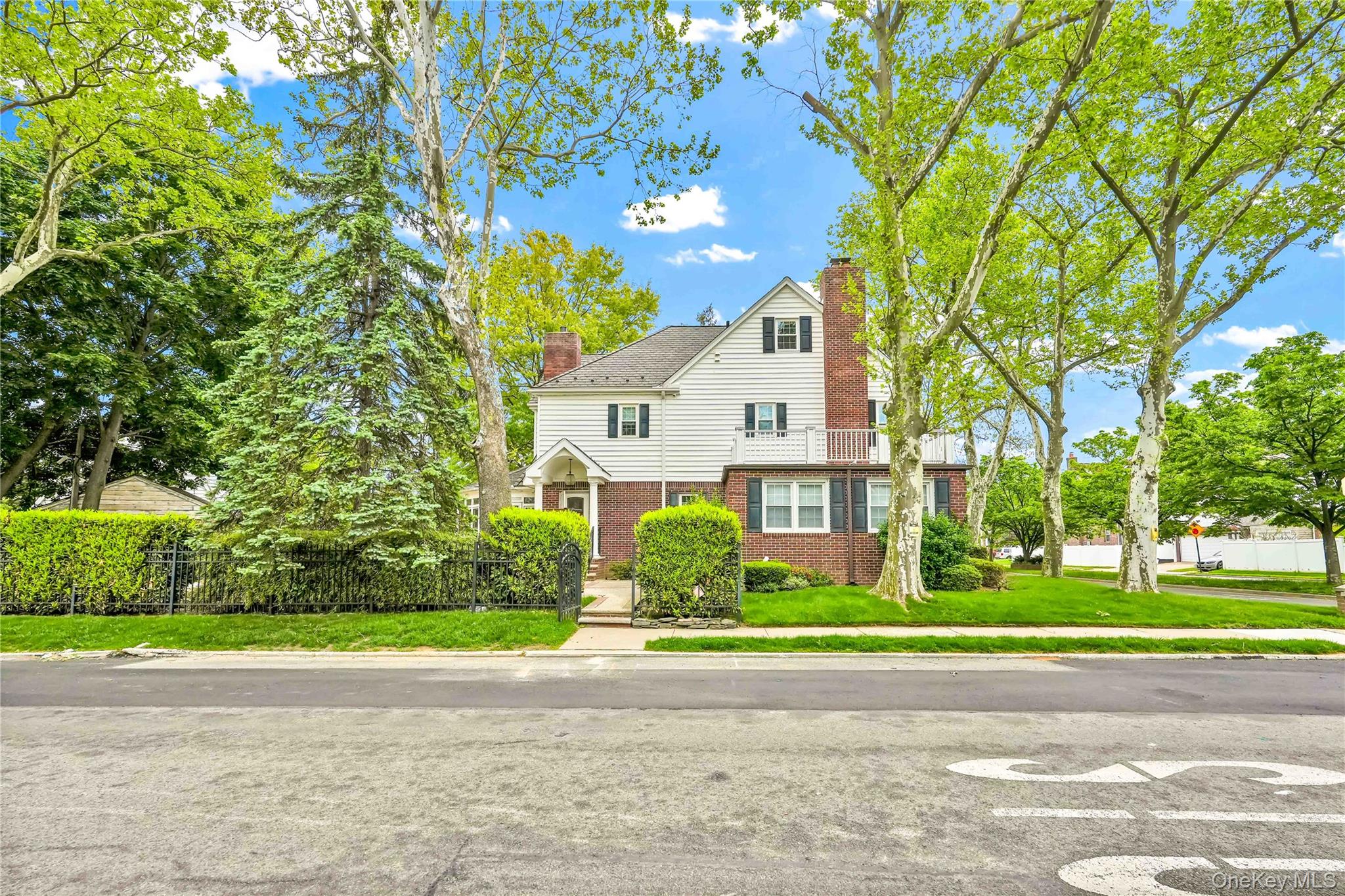 3rd image of 21405 53Rd Ave, Oakland Gardens, NY 11364 | MLS# 1003436