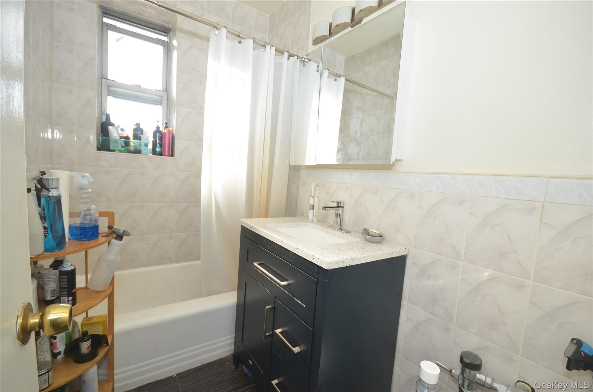 2nd image of 64-41 Saunders St, Rego Park, NY 11374