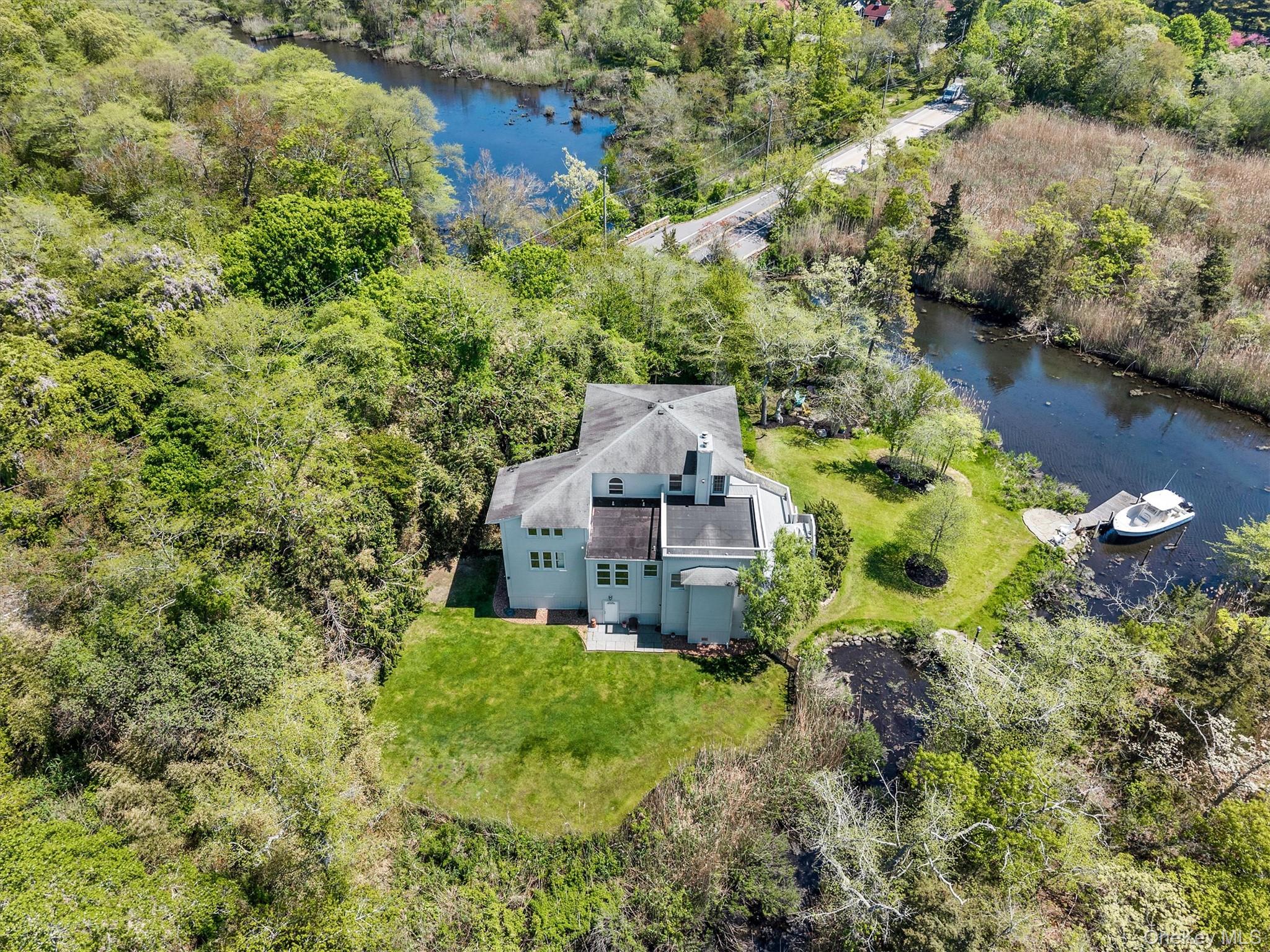 3rd image of 238 Beaver Dam Rd, Brookhaven, NY 11719 | MLS# 1004058