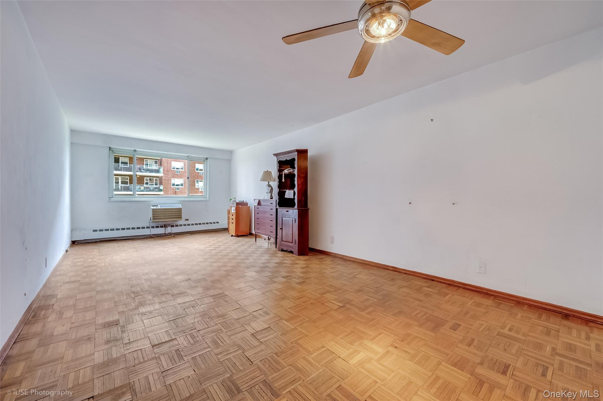 Homes for sale in New York, NY | 39-65 52Nd St #7H, New York, NY 11377 | MLS# 1004488