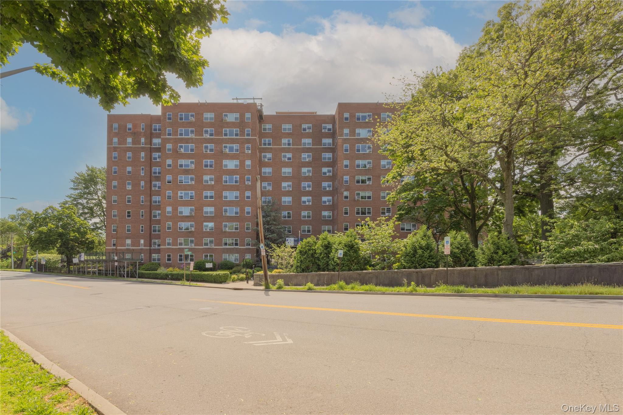 2nd image of 900 Palmer Rd #6D, Bronxville, NY 10708 | MLS# 1005552