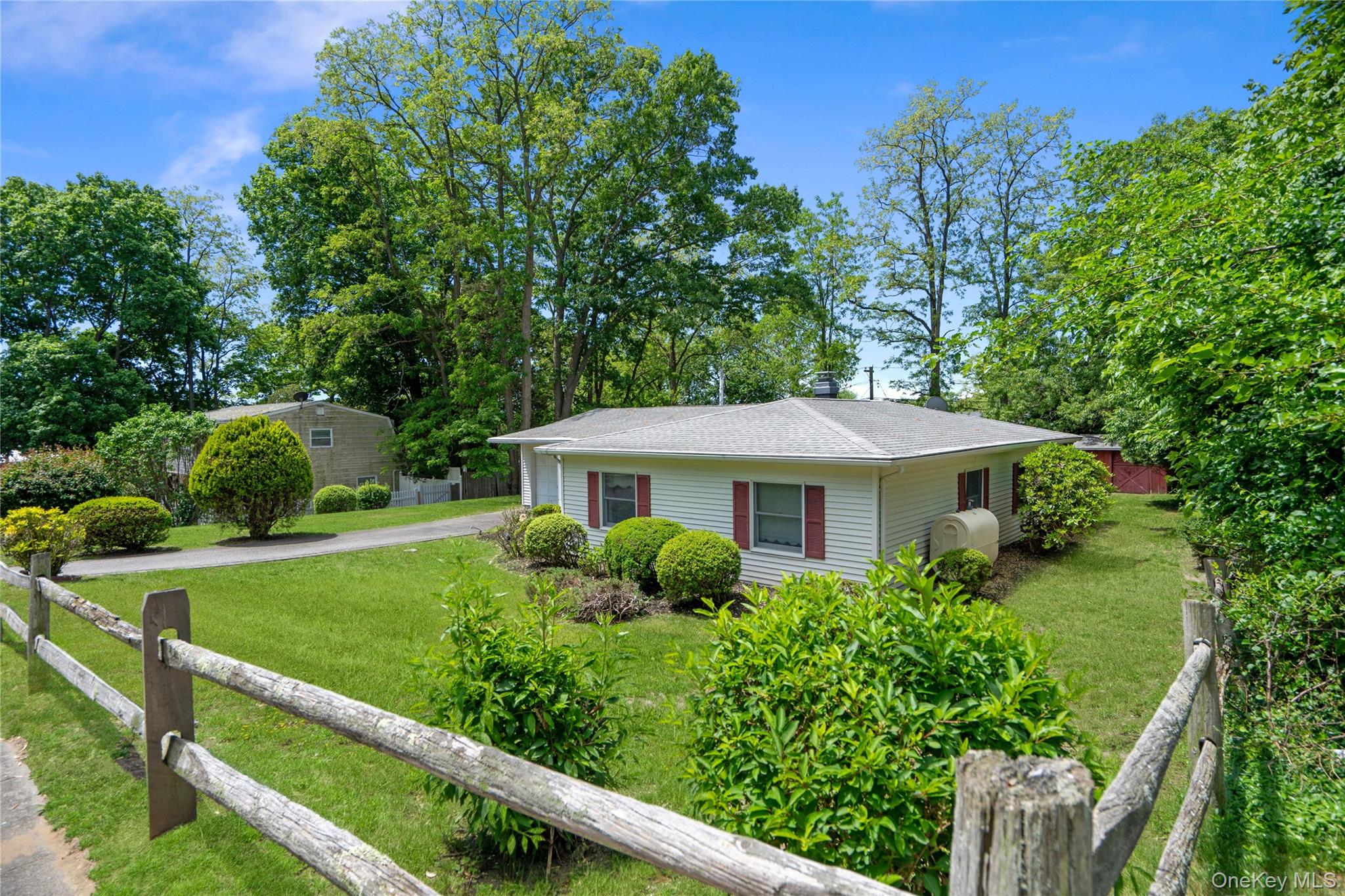 3rd image of 14 Campus Dr, Brookhaven, NY 11738 | MLS# 1005740