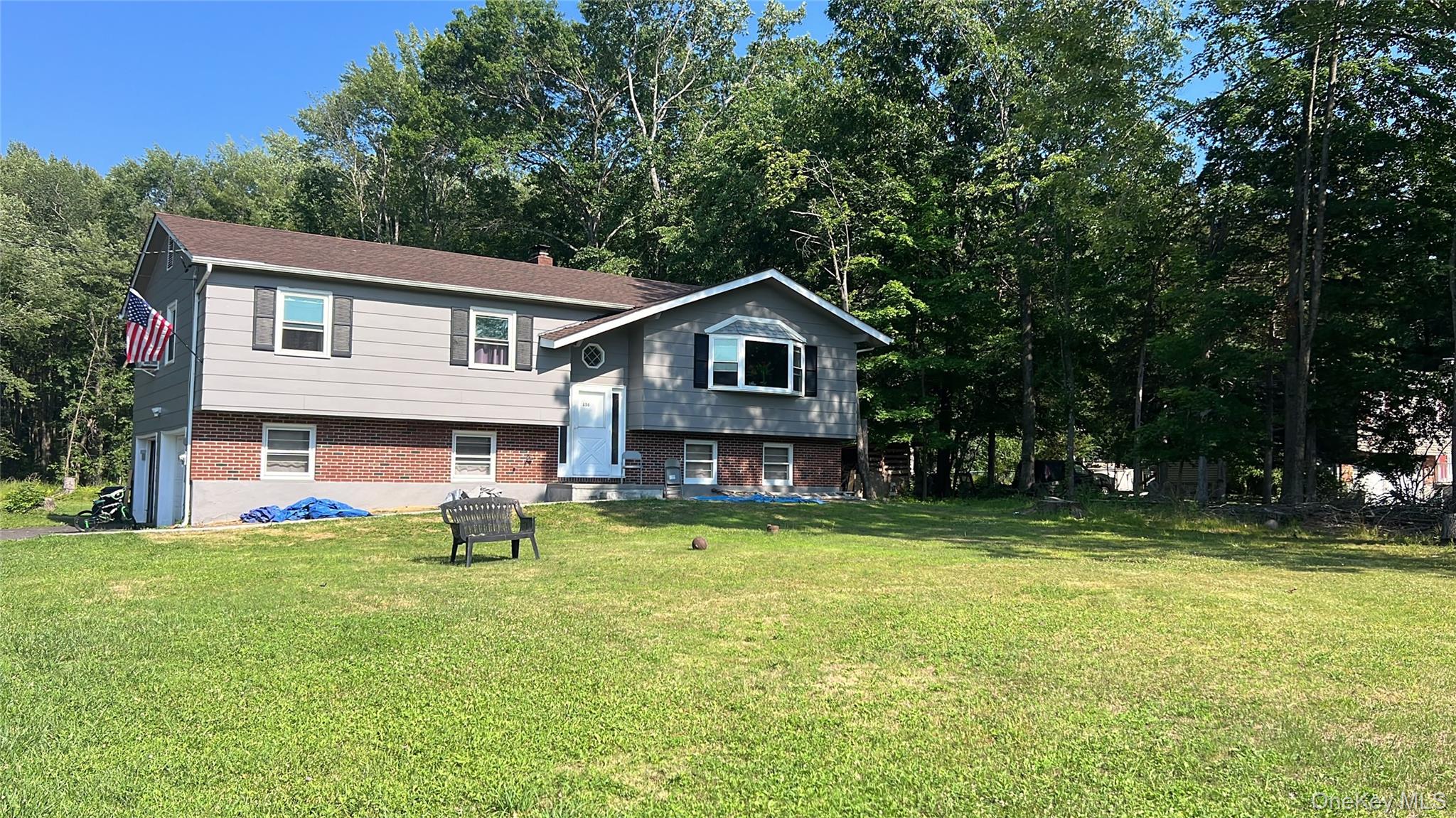 2nd image of 158 Sycamore Dr, New Windsor, NY 12553 | MLS# 1005897