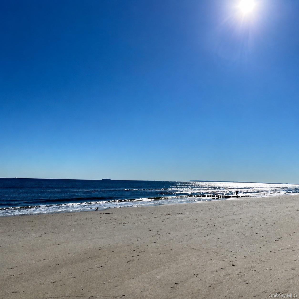 15th image of 136 Beach 138th St, New York, NY 11694 | MLS# 1005922