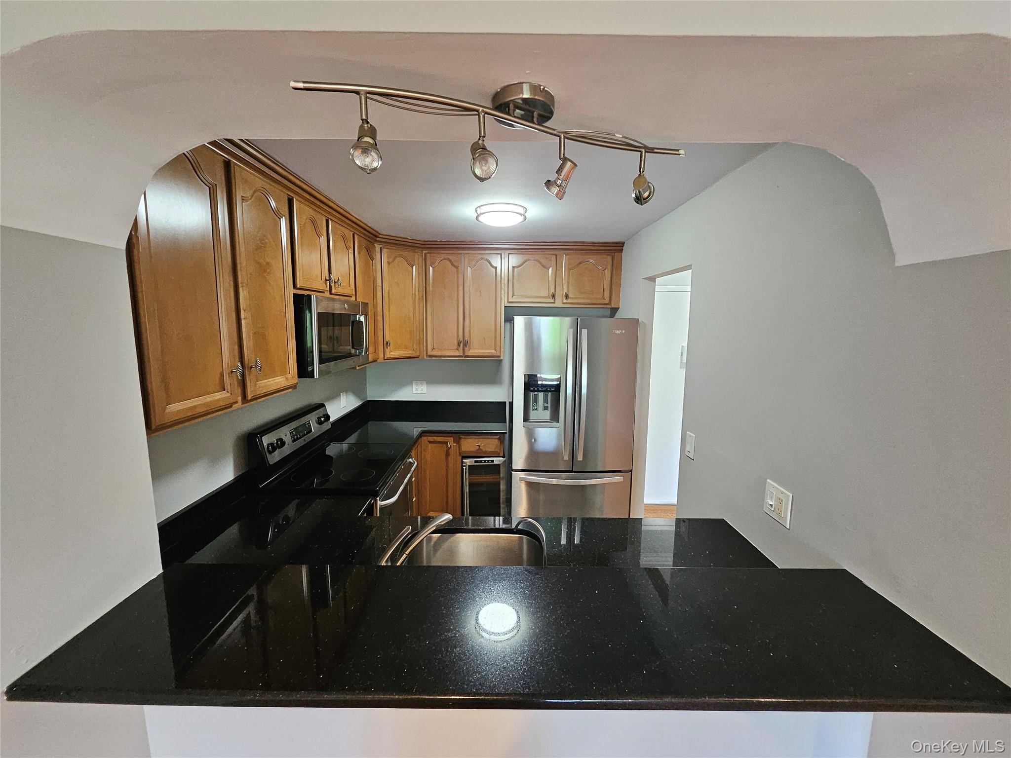 2nd image of 89 N Broadway, White Plains, NY 10603