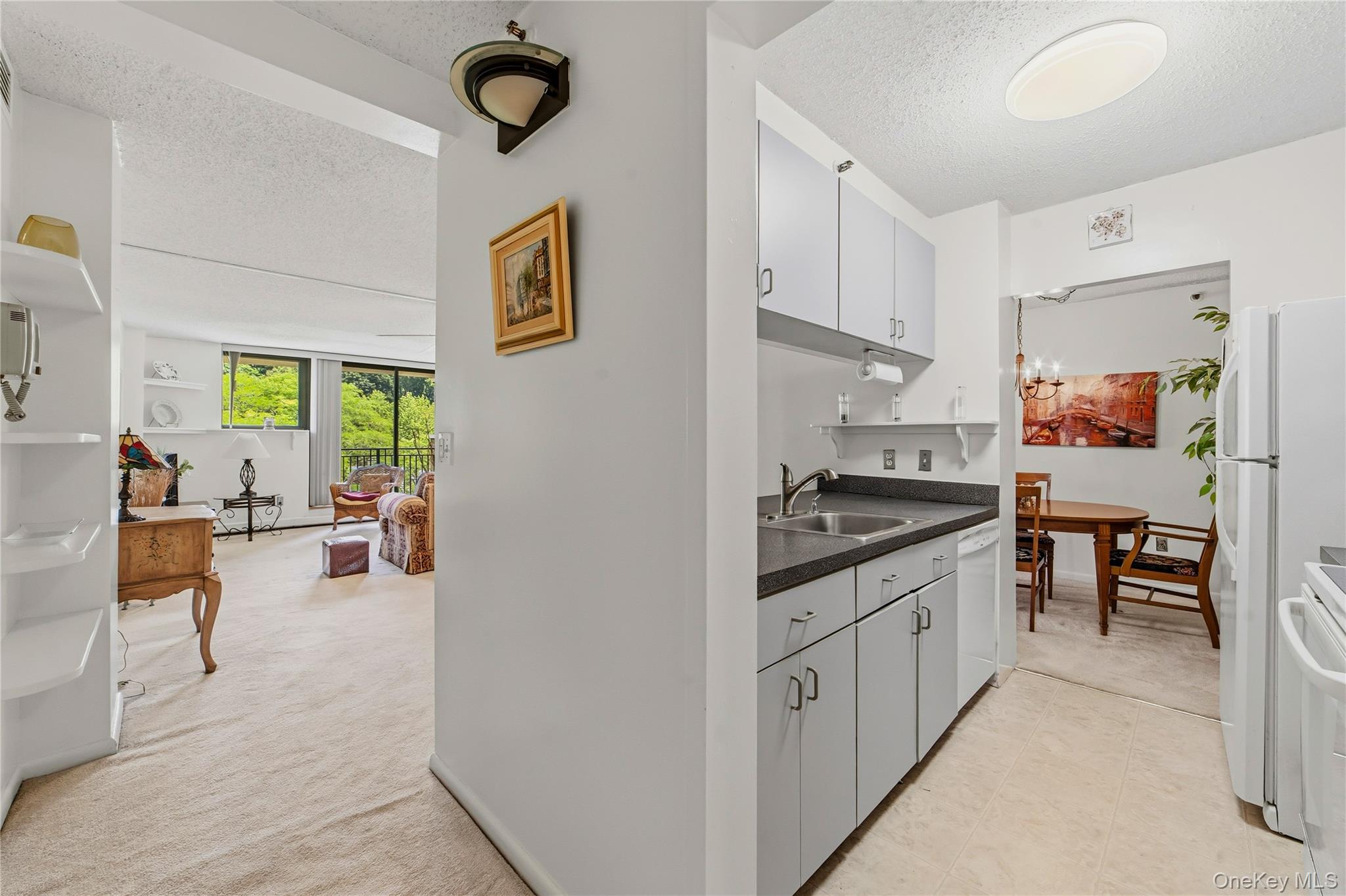Listing Photo 5 - Condo for sale in building located at 25 Rockledge Ave, White Plains, NY 10601 - Unit #801