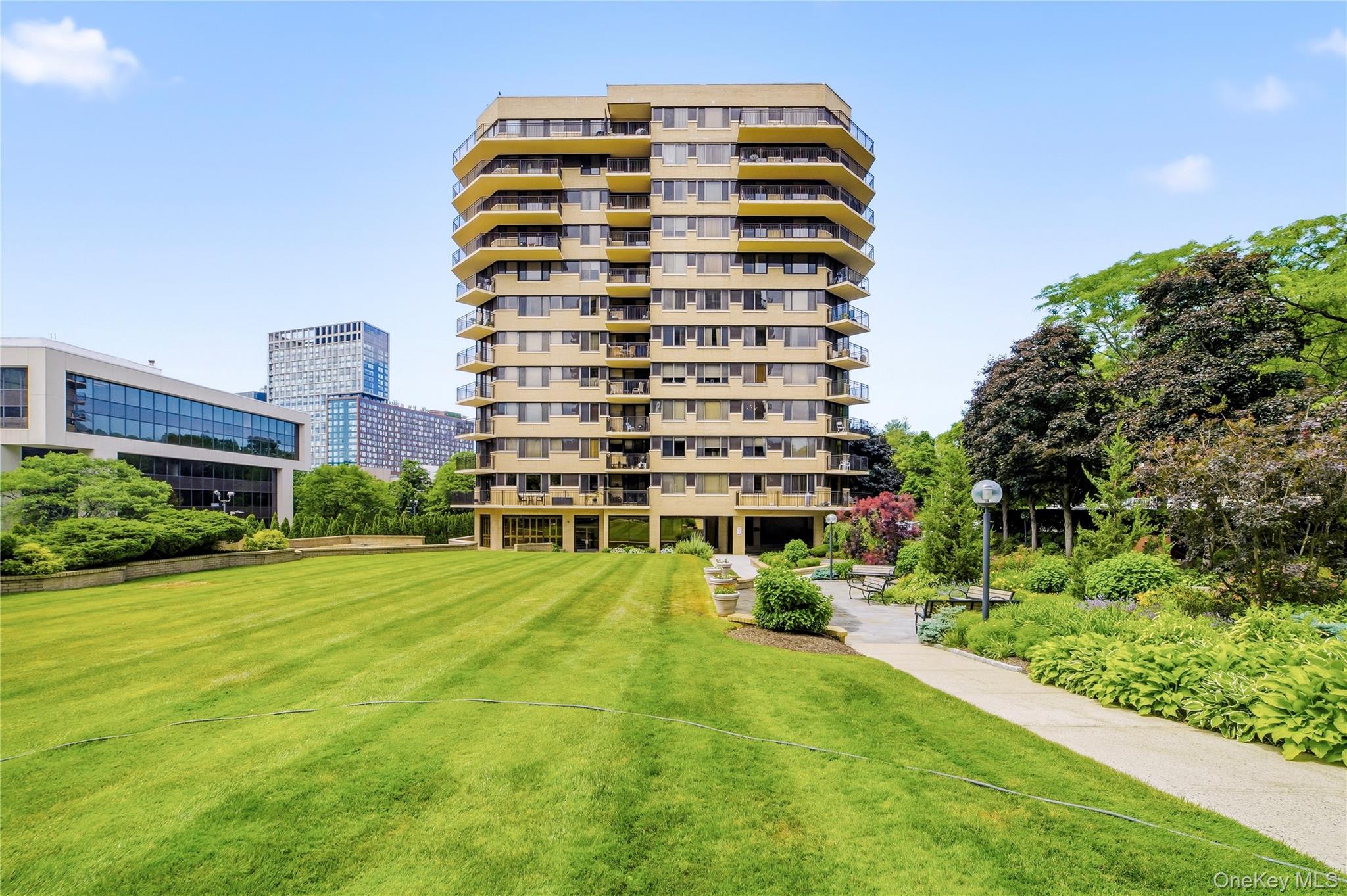 Listing Photo 3 - Condo for sale in building located at 25 Rockledge Ave, White Plains, NY 10601 - Unit #801