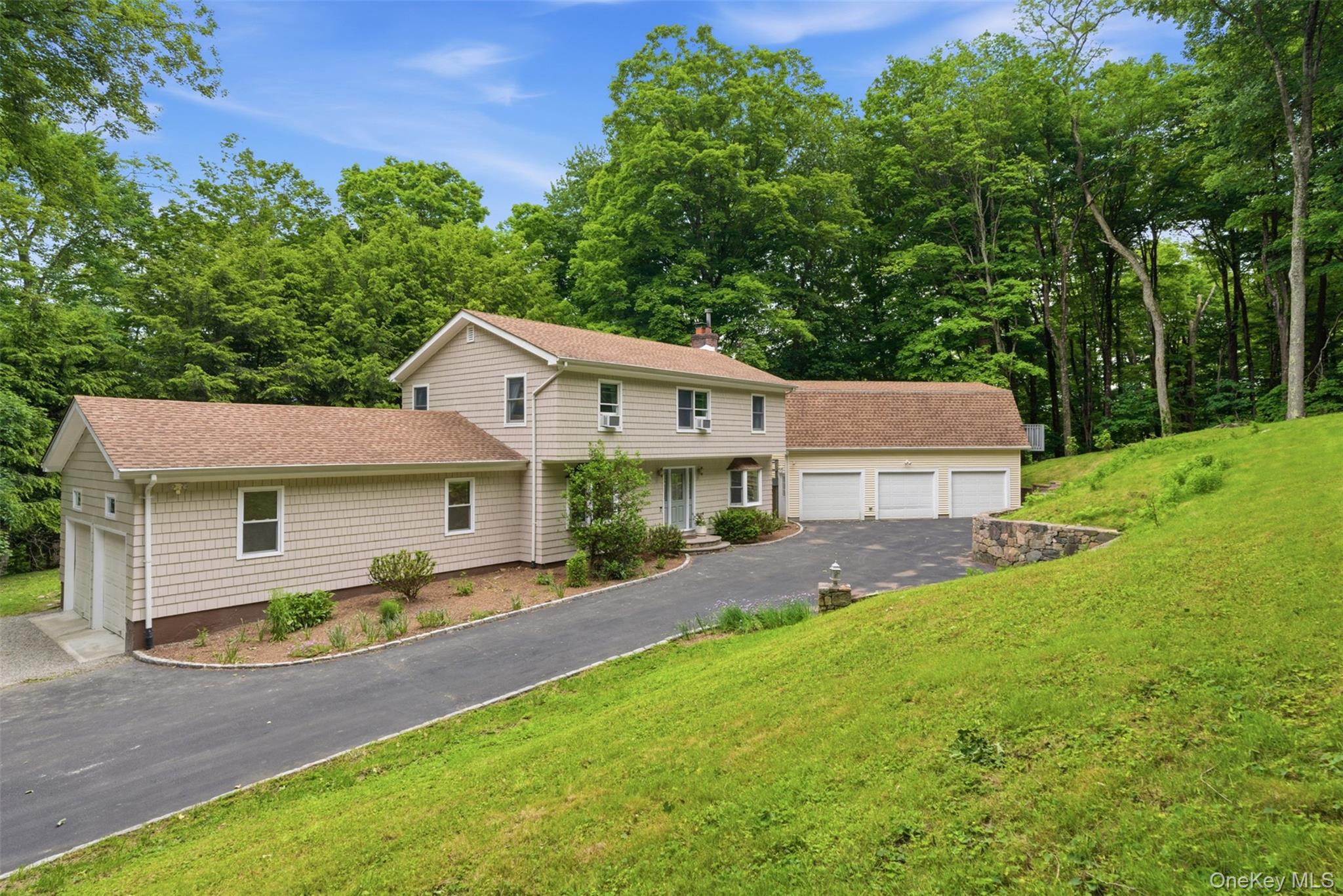 2nd image of 186 High Ridge Rd, Pound Ridge, NY 10576 | MLS# 1007052