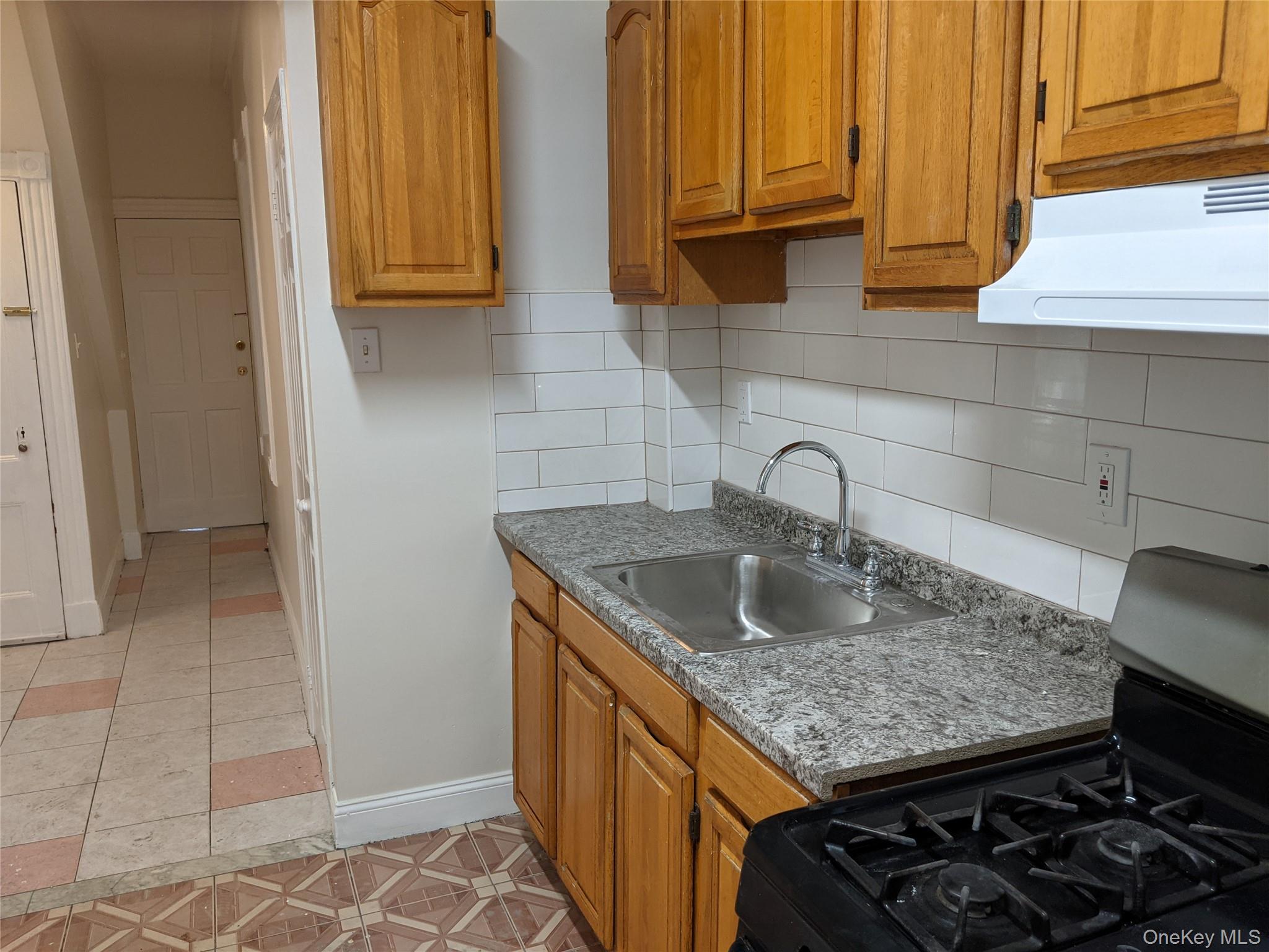 Homes for sale in New York, NY | 81 Mckinley Ave, New York, NY 11208 | MLS# 1007834