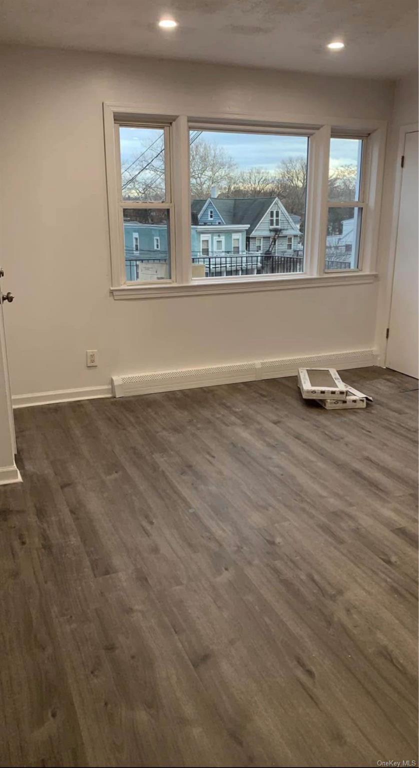 Homes for sale in Yonkers, NY | 79 Halley St, Yonkers, NY 10704 | MLS# 1008526