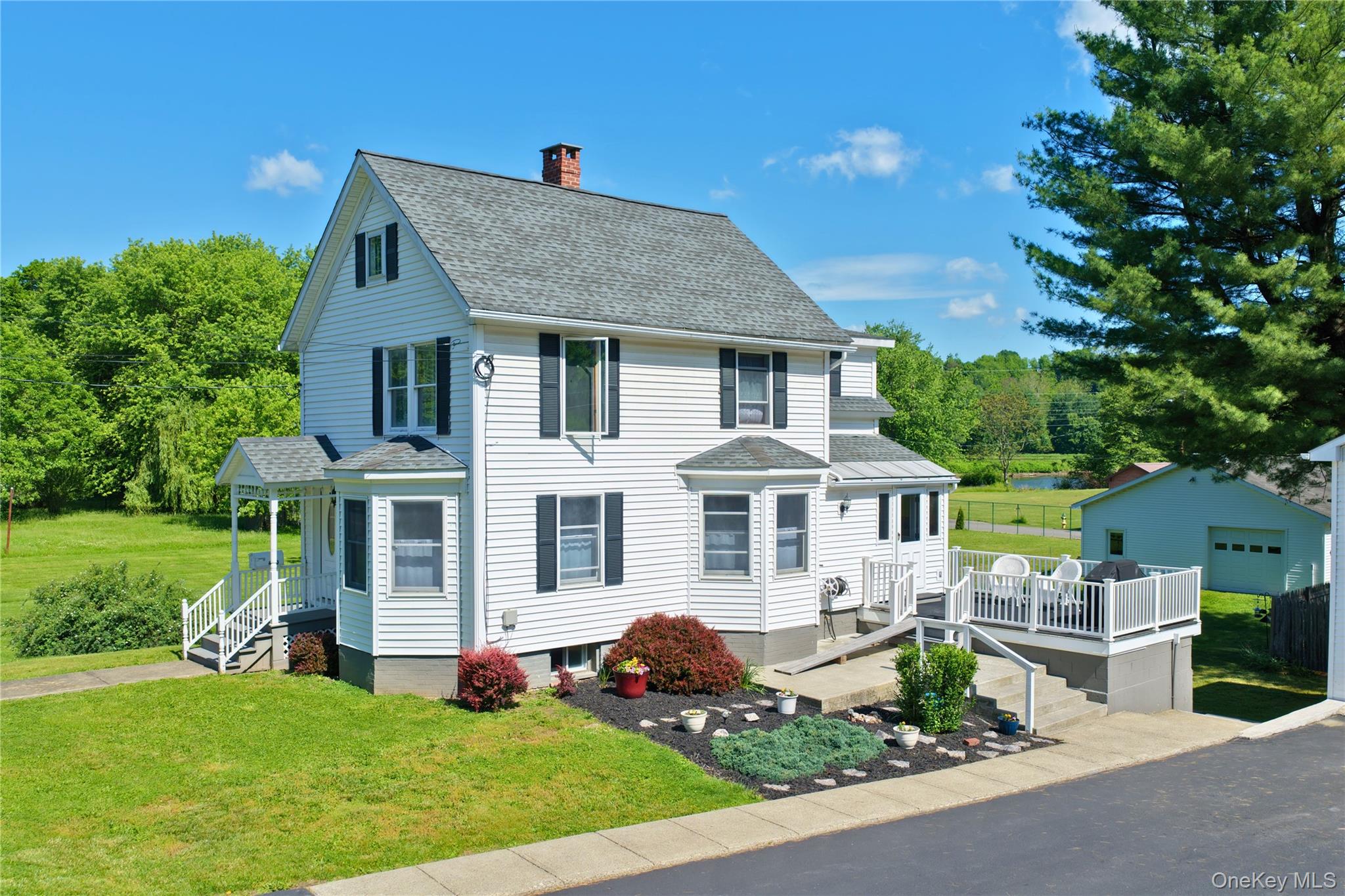 Homes for sale in Catskill, NY | 470 W Main St, Catskill, NY 12414 | MLS# 1008896