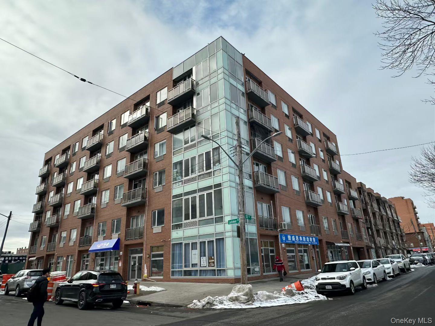 1st image of 13621 Latimer Pl #6G, New York, NY 11354 | MLS# 1009417