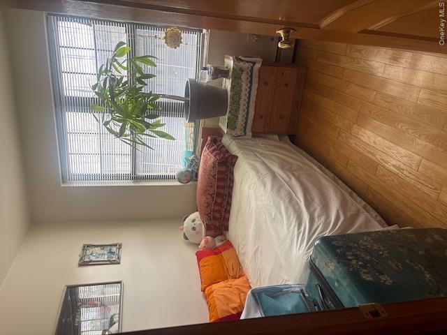 4th image of 144-77 Barclay Ave, New York, NY 11355