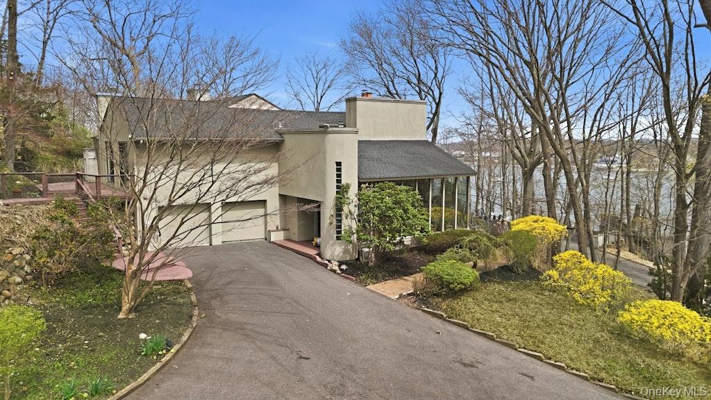 1st image of 8 Idle Day Knl, Huntington, NY 11721 | MLS# 1010291