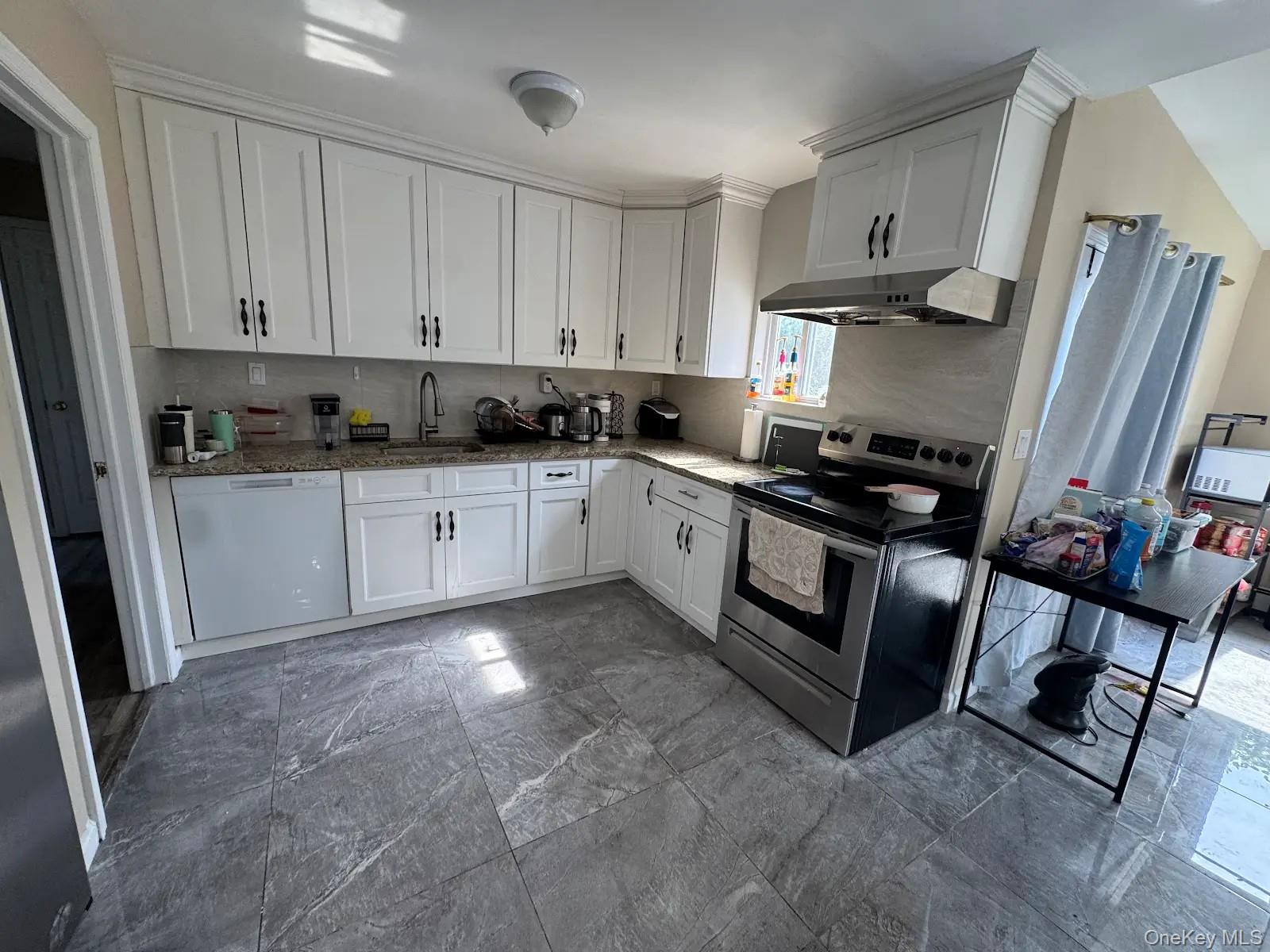 5th image of 1 Eisenhower Rd, Centereach, NY 11720 | MLS# 1010666