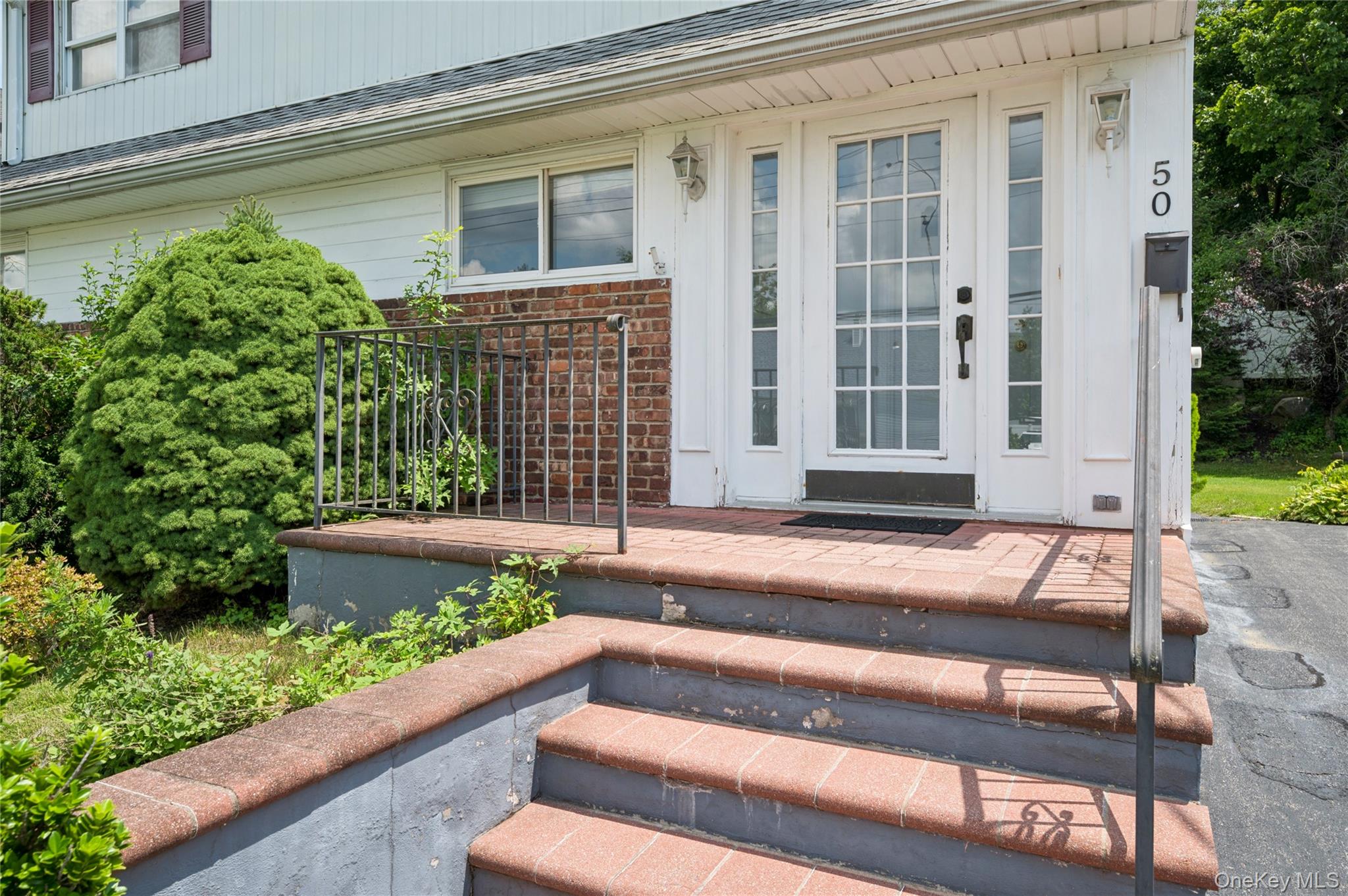 3rd image of 50 Hazelton Rd, Yonkers, NY 10710 | MLS# 1011334