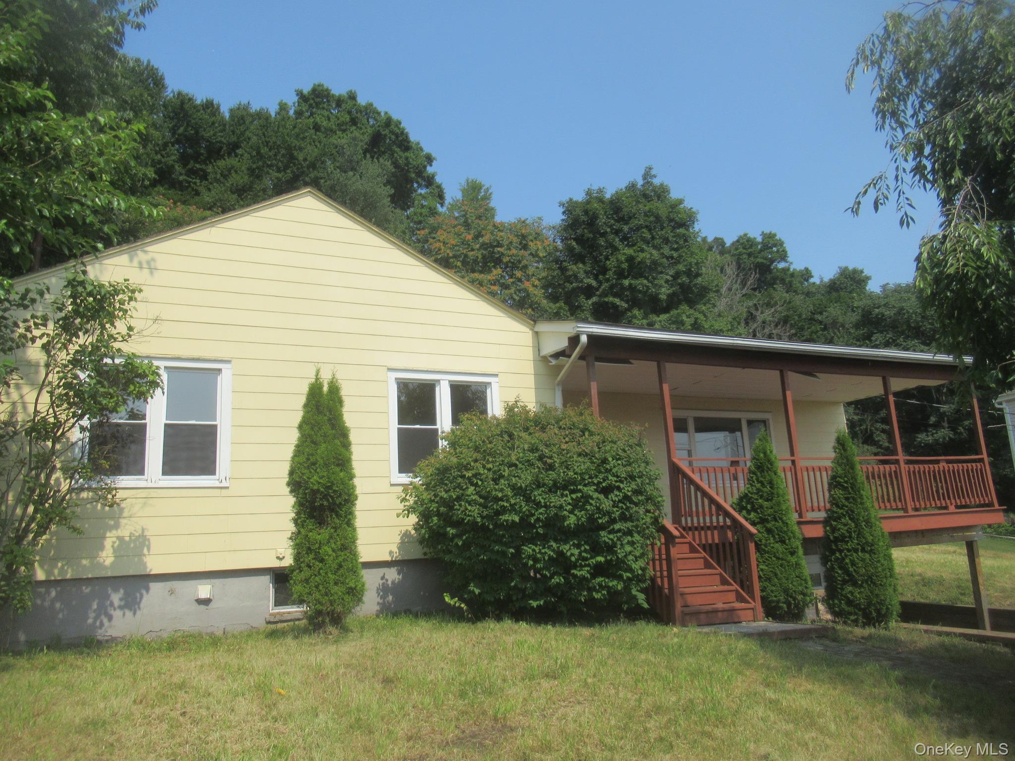 Homes for sale in Chester Town, NY | 33 Meadow Ave, Chester Town, NY 10918 | MLS# 1011551