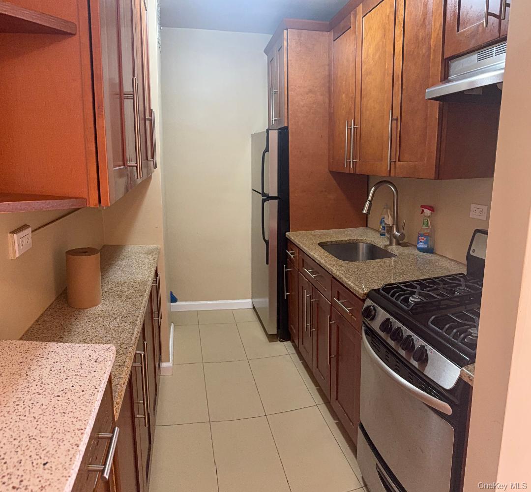 Homes for sale in New York, NY | 84-29 155Th Ave #1H, New York, NY 11414 | MLS# 1011891