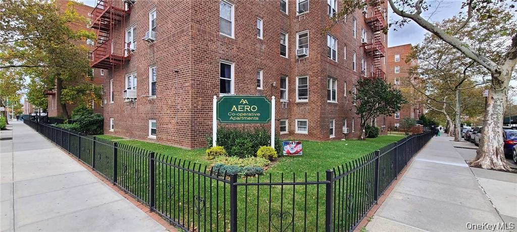 Homes for sale in New York, NY | 105-38 63Rd Dr #5-P, New York, NY 11375 | MLS# 1011943
