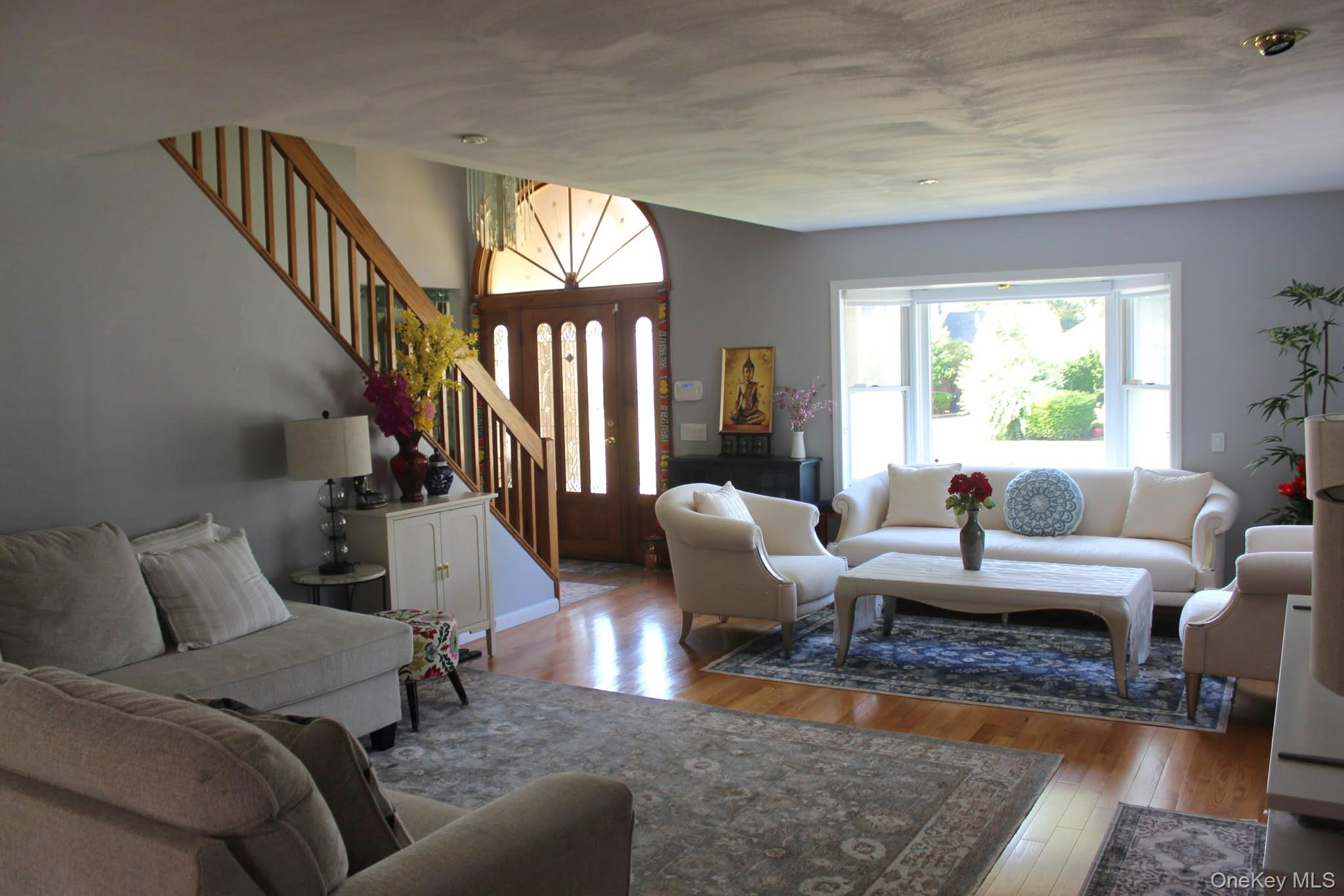 3rd image of 280 Park Ave W, North Hempstead, NY 11590 | MLS# 1012002