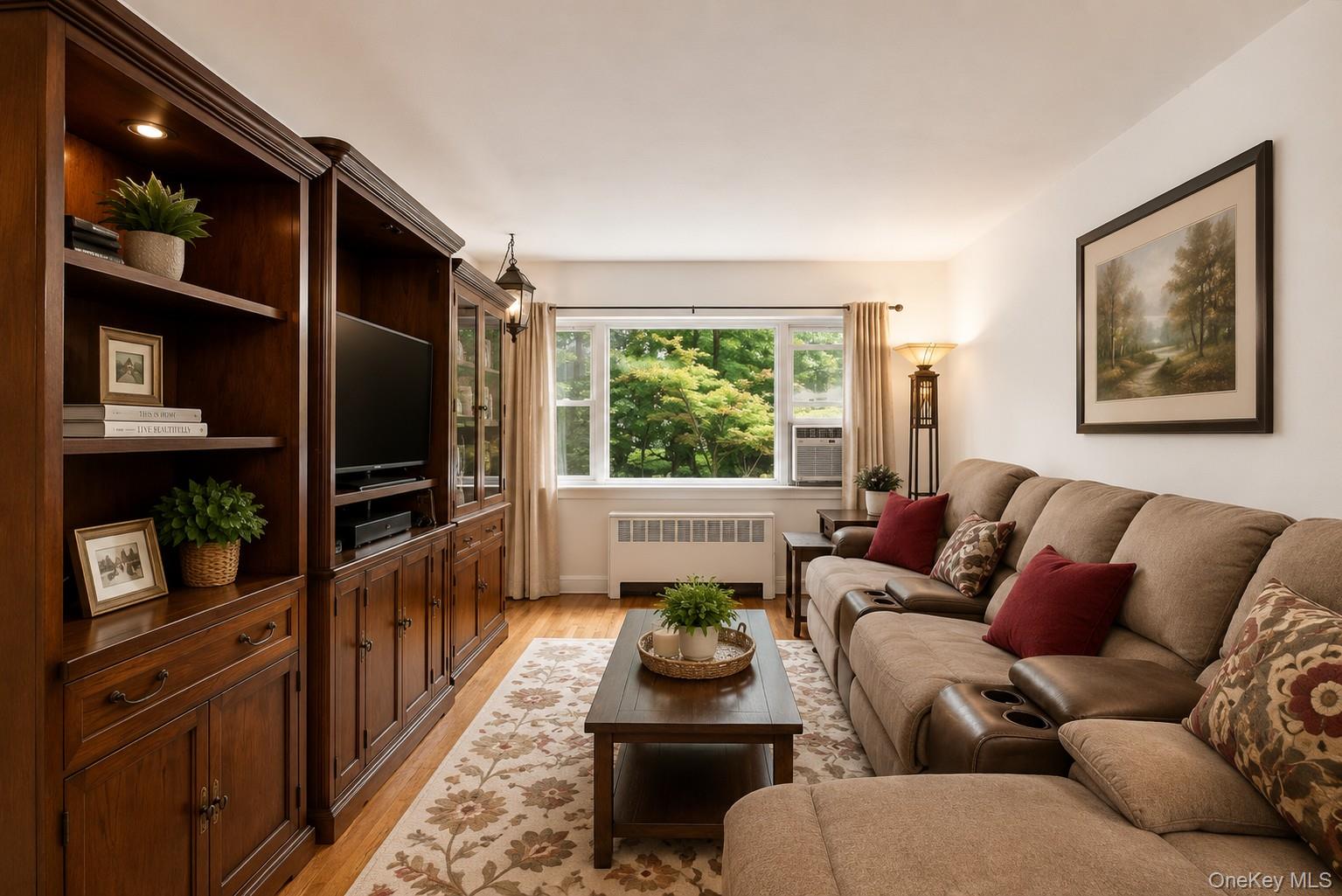 3rd image of 15 Leewood #2L, Eastchester, NY 10709 | MLS# 1012246