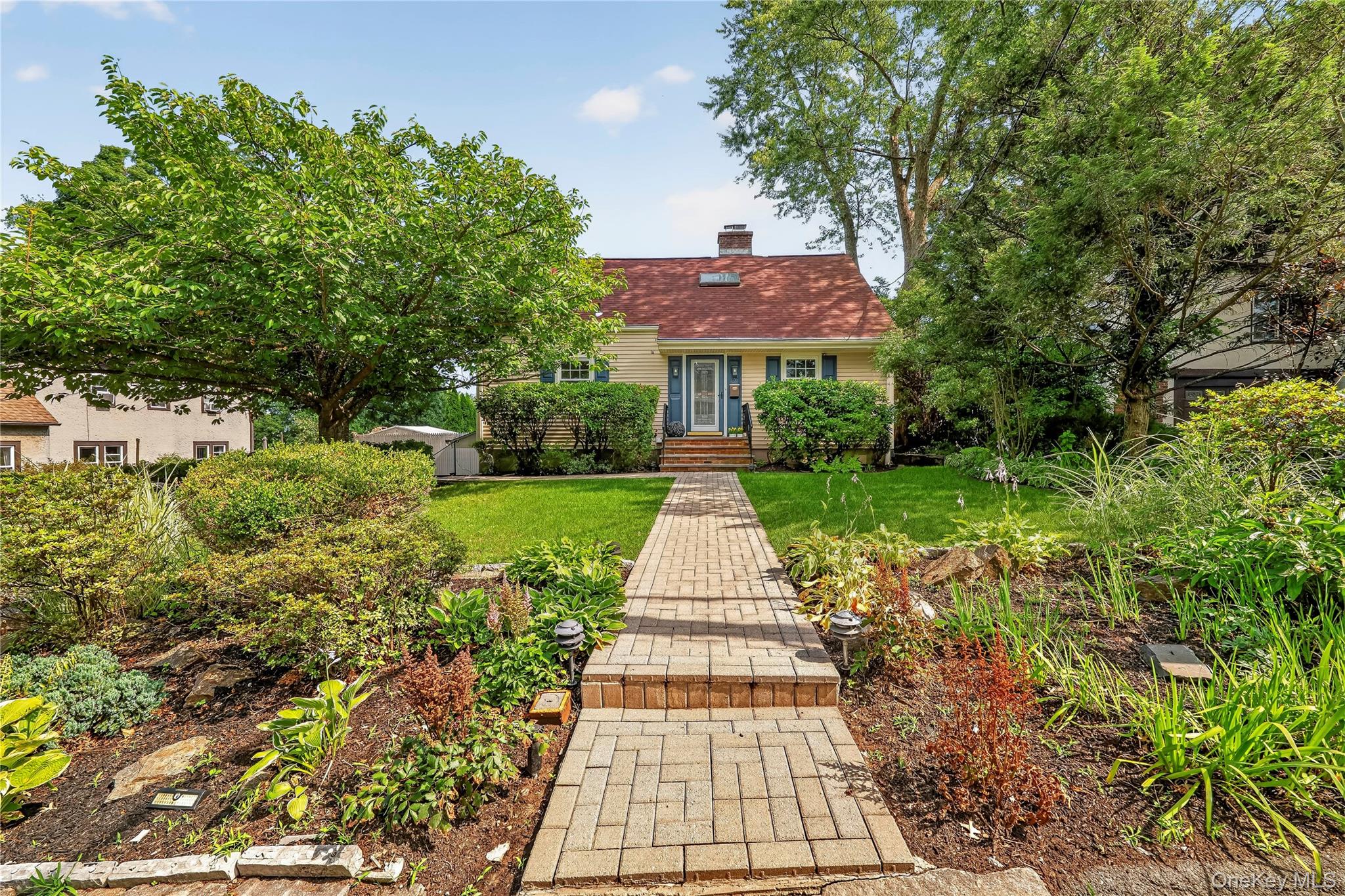 1st image of 67 Topland Rd, White Plains, NY 10605 | MLS# 1012780