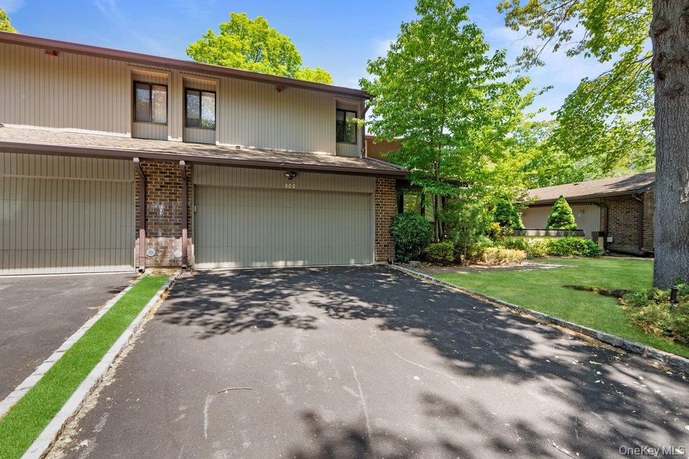 1st image of 302 Vista Dr, Oyster Bay, NY 11753 | MLS# 1012859