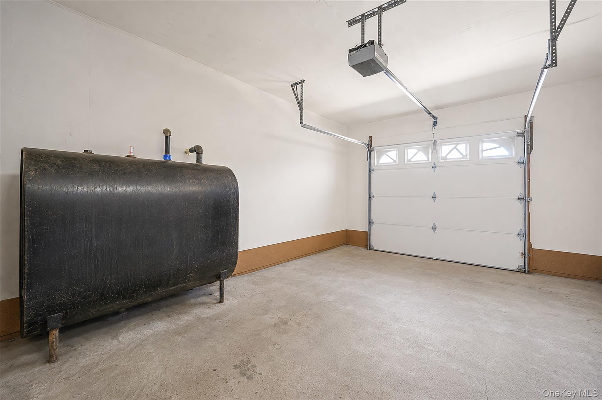 22nd image of 233 E Alhambra Ave, Babylon, NY 11757 | MLS# 1012884