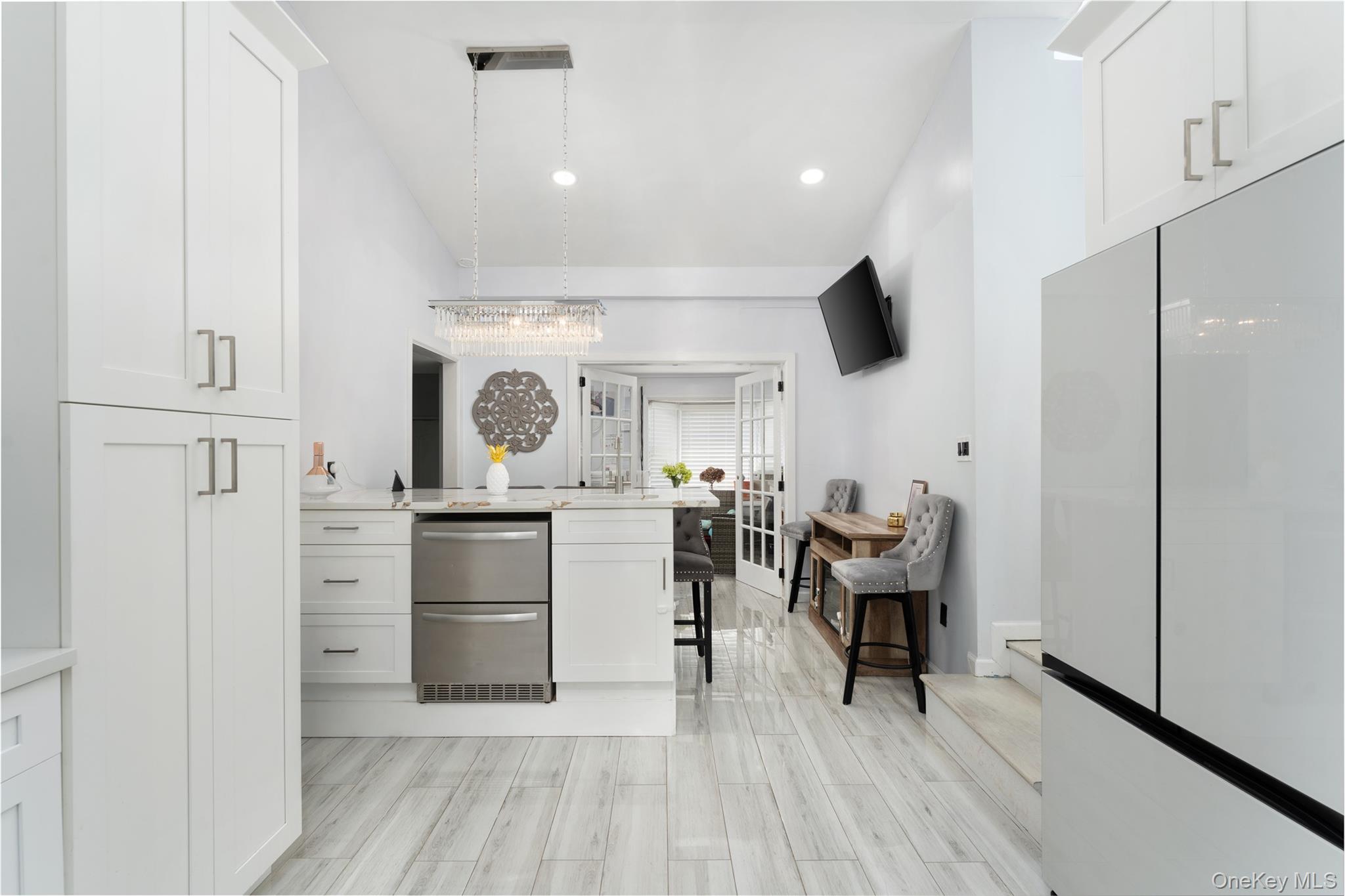 4th image of 70 Massachusetts Ave, Islip, NY 11706 | MLS# 1013421