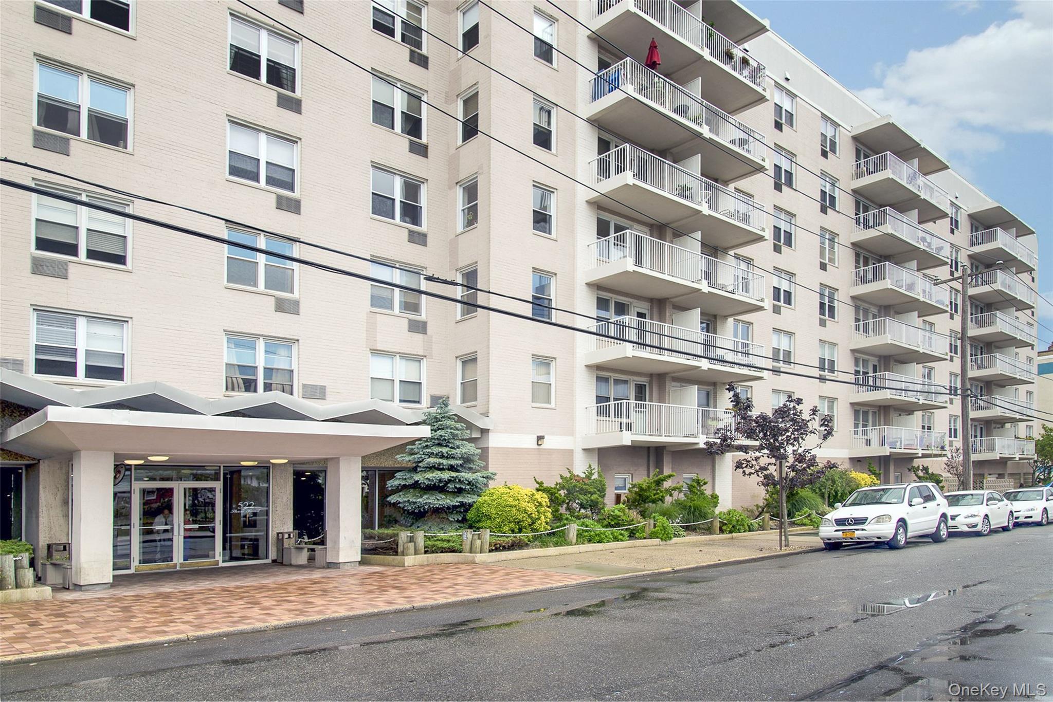 3rd image of 522 Shore, Hempstead, NY 11561